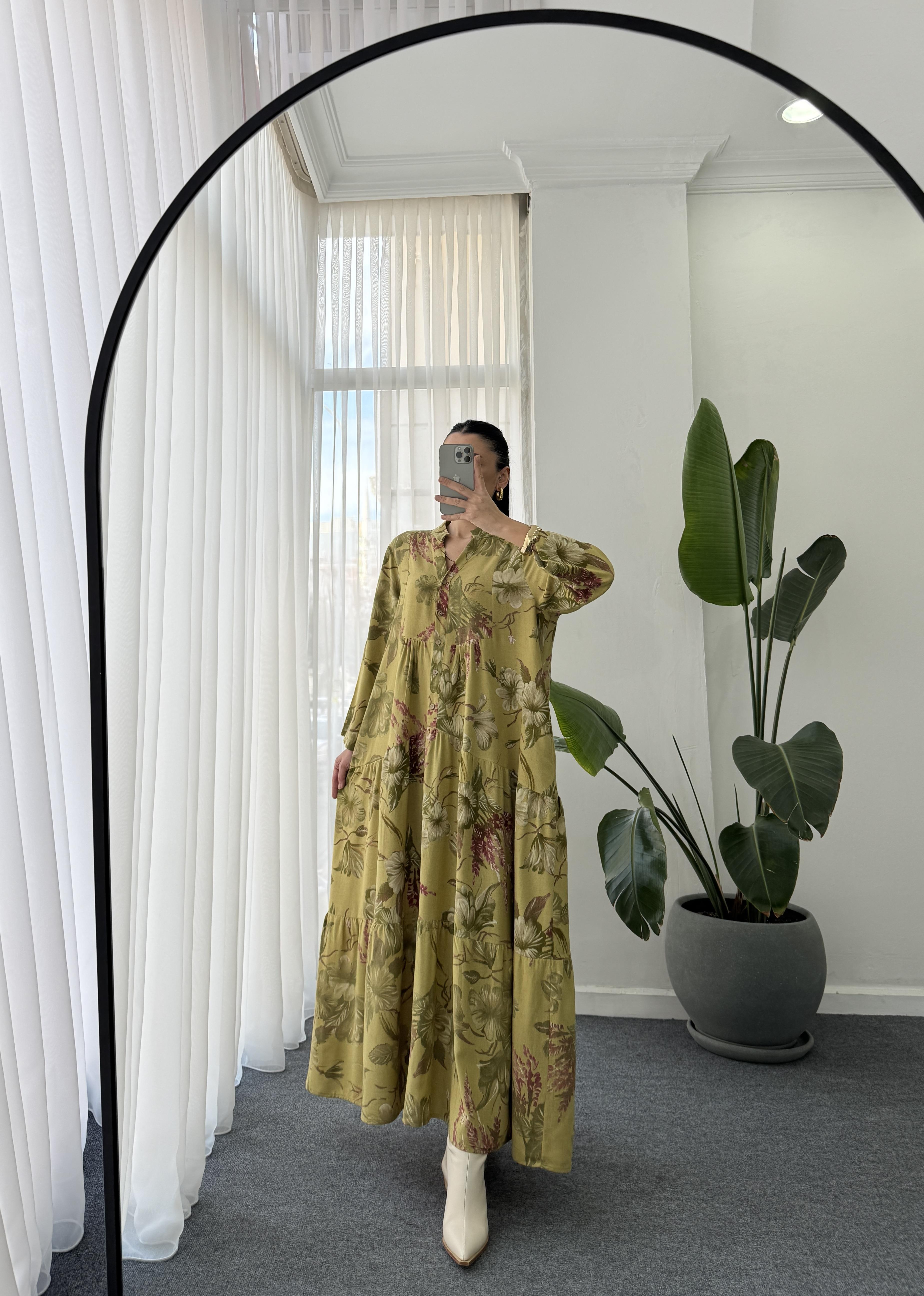 Çiçek Desen Hakim Yaka Elbise