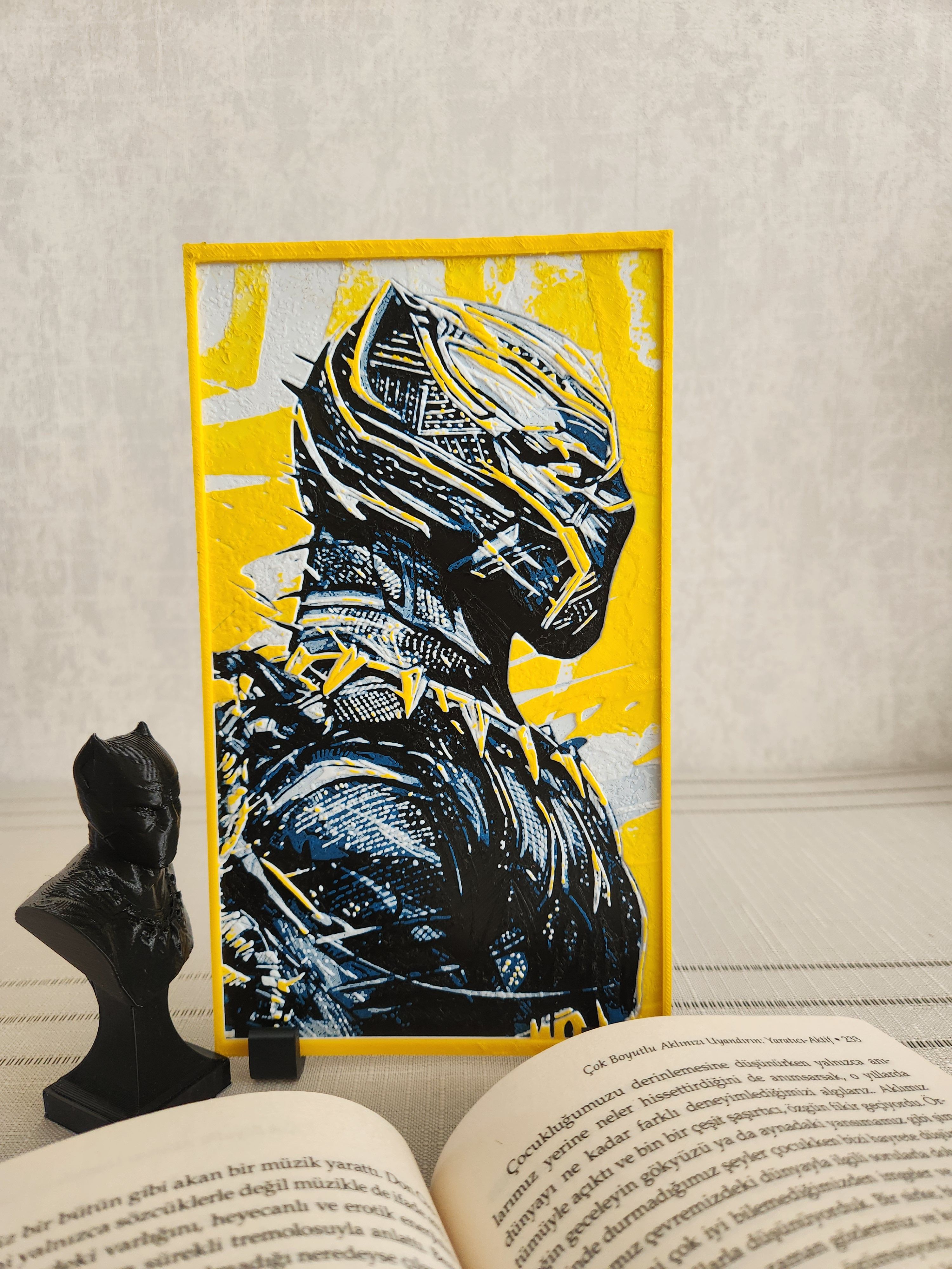 Black Panther Kabartmalı Tablo + Stand