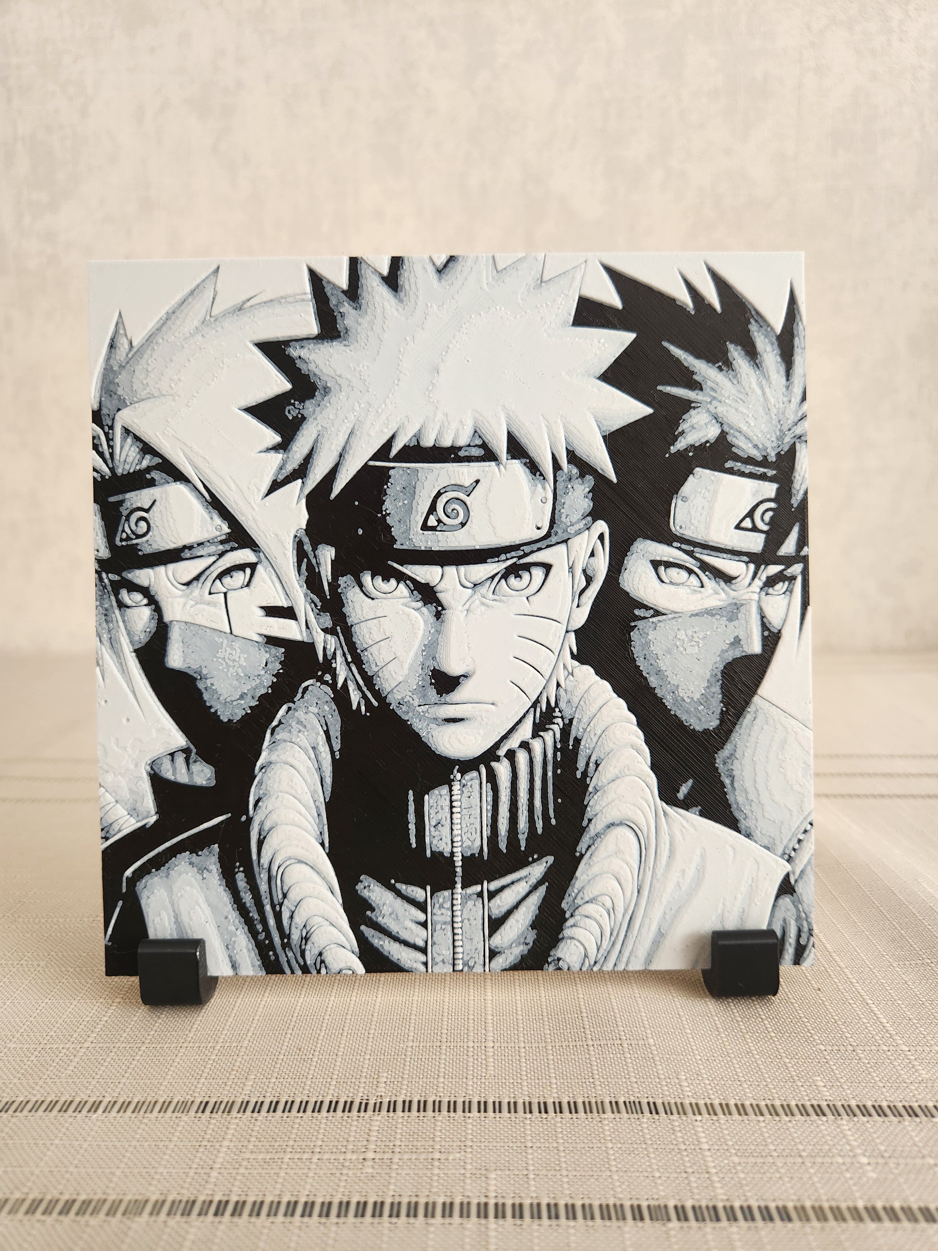 Naruto Uzumaki ve Arkadaşları Kabartmalı Tablo + Stand