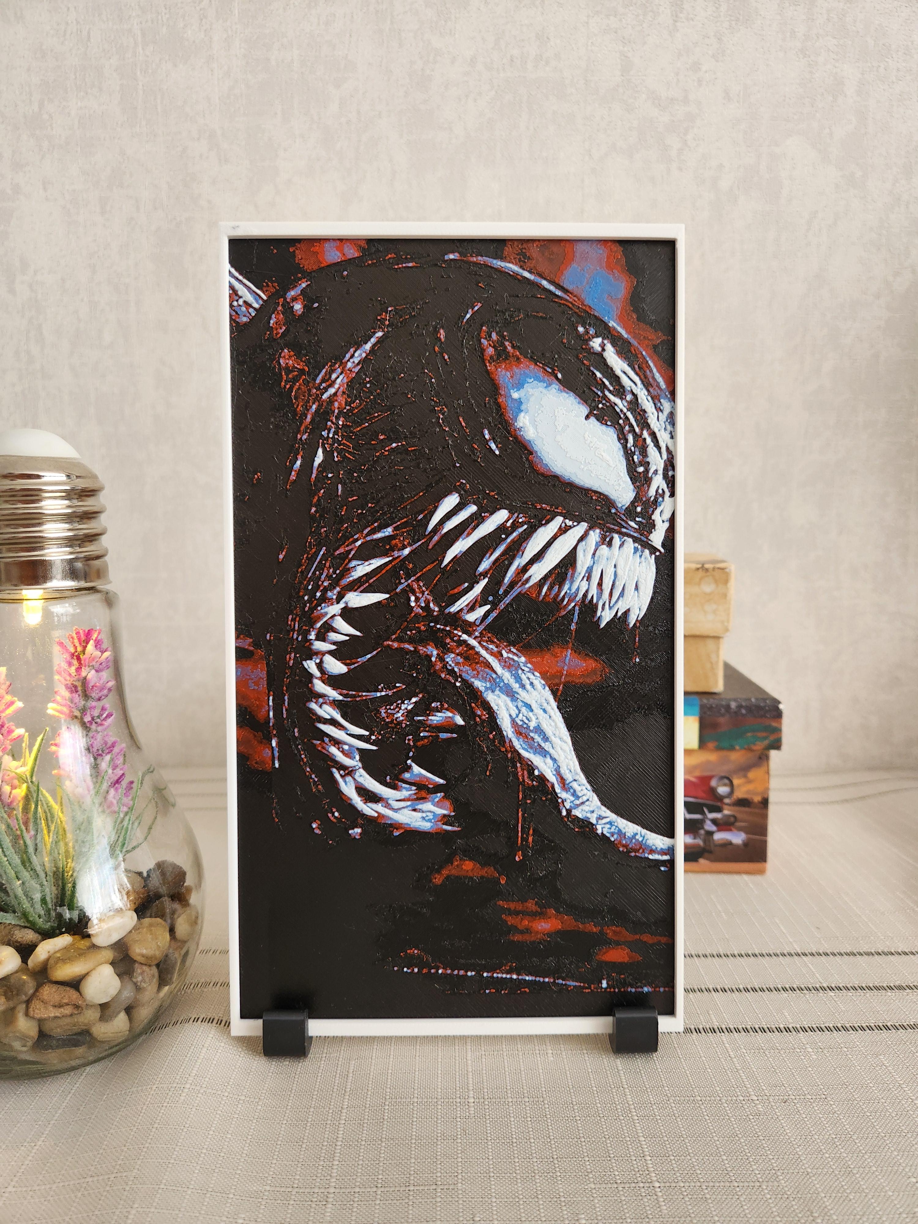 Venom Kabartmalı Tablo + Stand