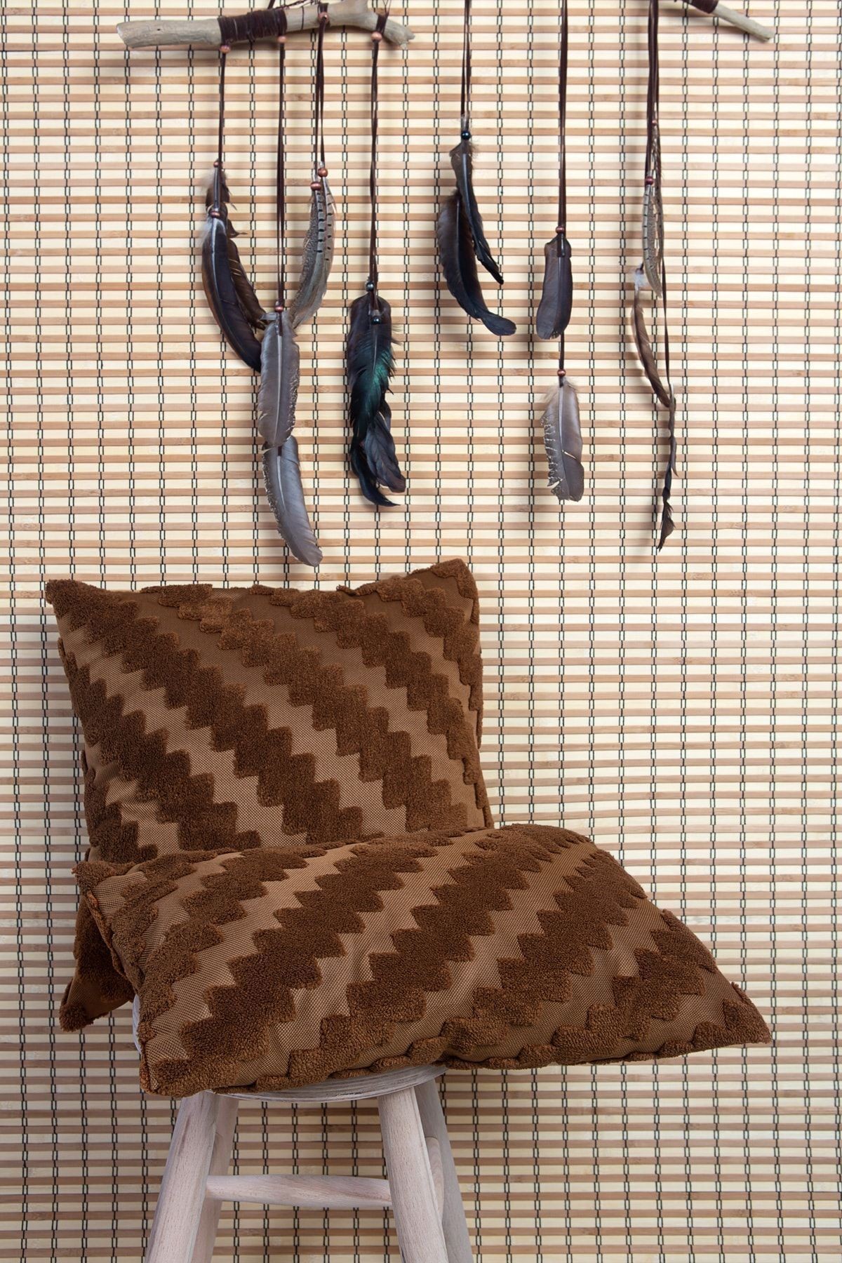 Bohem Özel Tasarım Punch Panç Desen Dekoratif Kırlent Kılıfı Zigzag Taba 43x43 cm