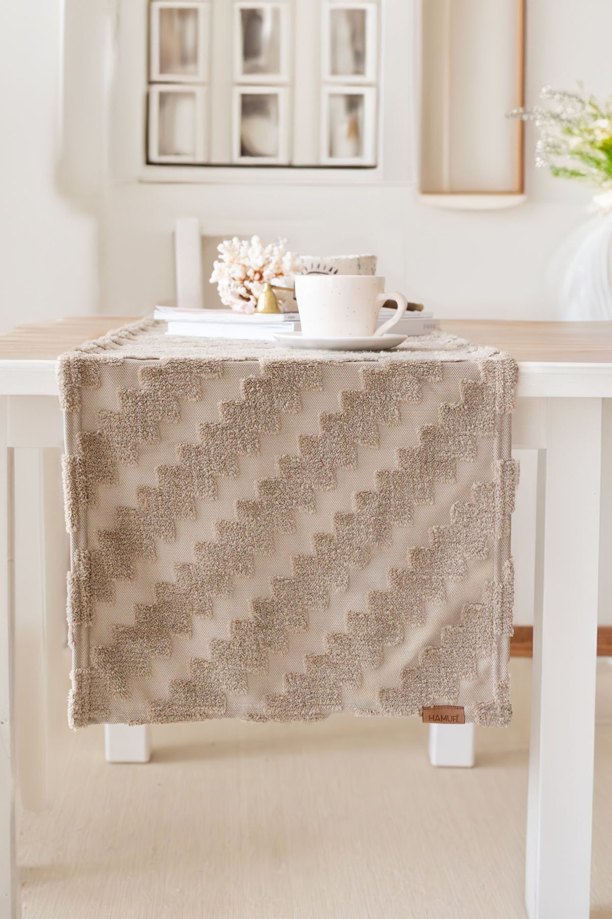 Jakarlı Masa Runner Zigzag Natural