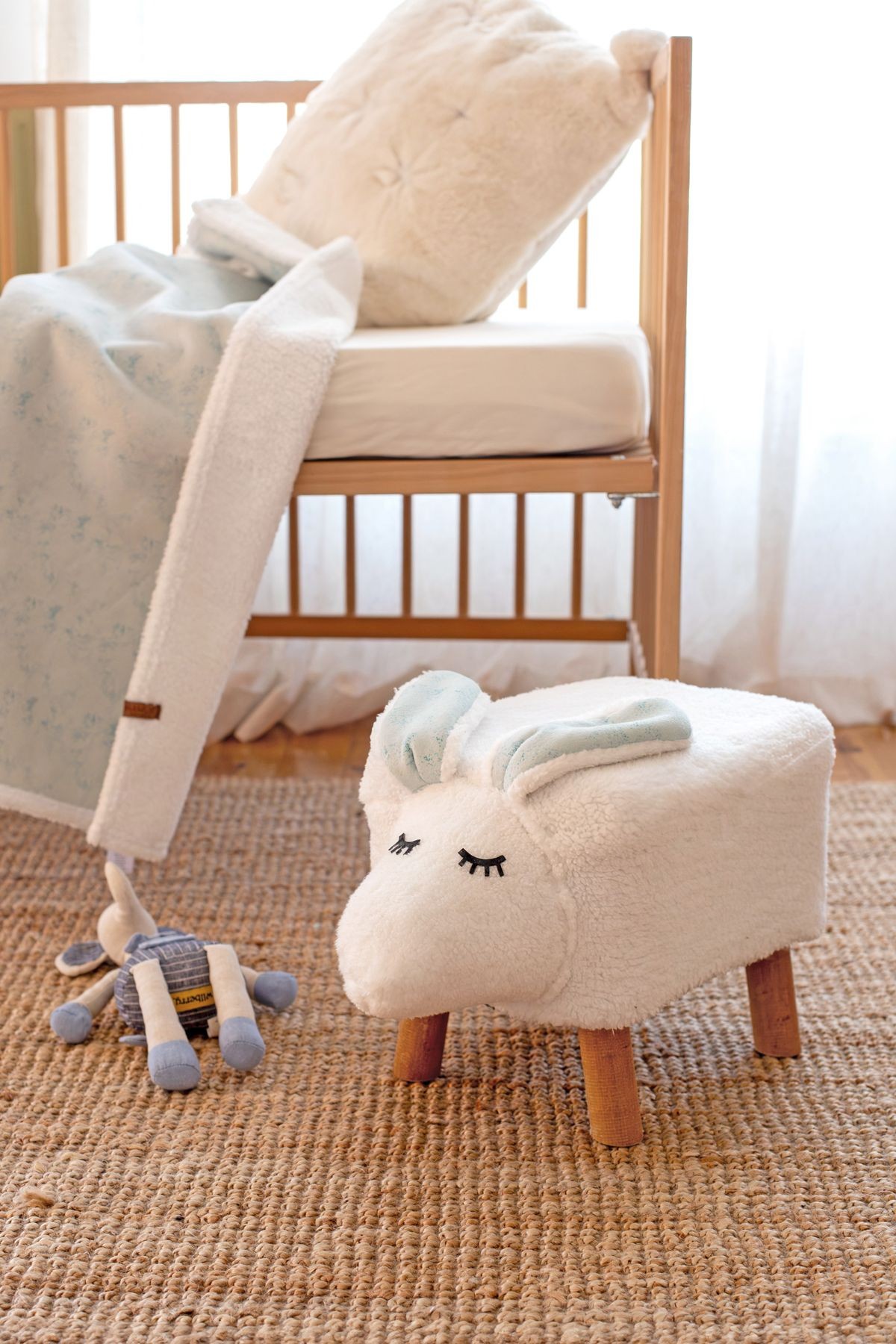 Yıkanabilir Kılıflı Tabure Bebek Çocuk Oyun Koltuğu Sandalye Ahşap Ayaklı Puf Fluffy Zoo Bunny