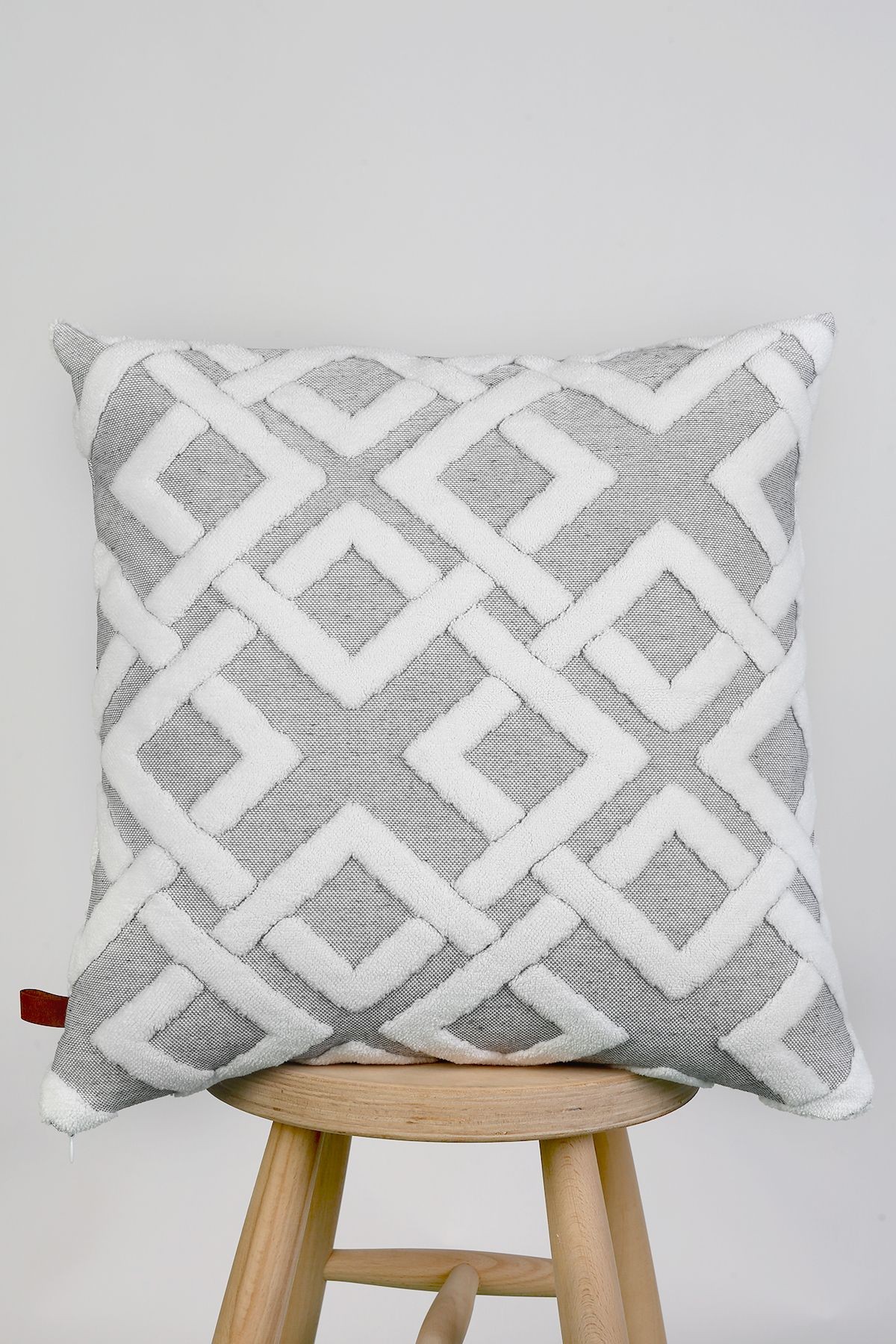 Bohem Punch Kırlent Kılıfı Mila Gri 55x55 cm
