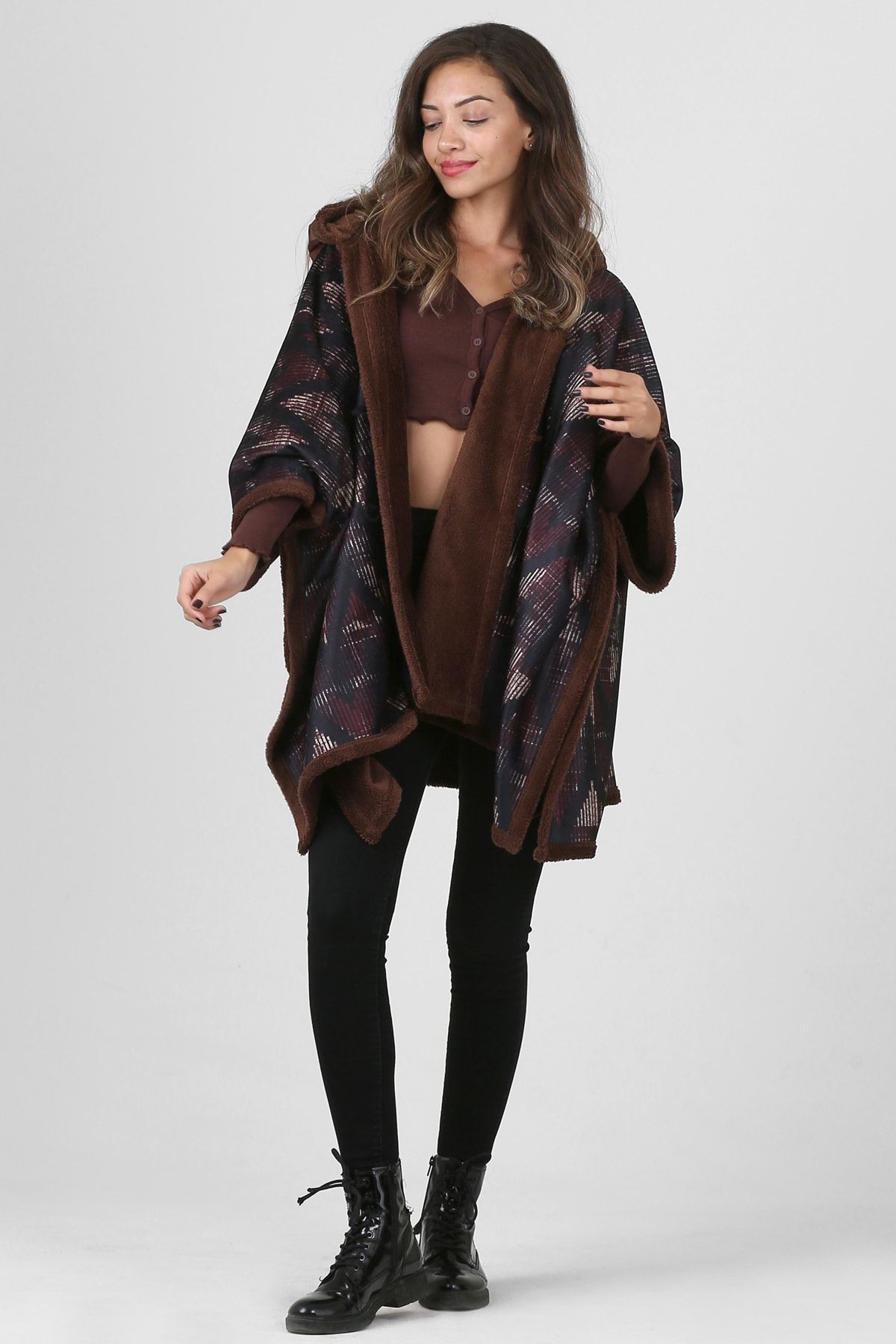 Kapşonlu Oversize Düğmeli Içi Kahverengi Peluş Kadife Mont Zigzag Kk-802