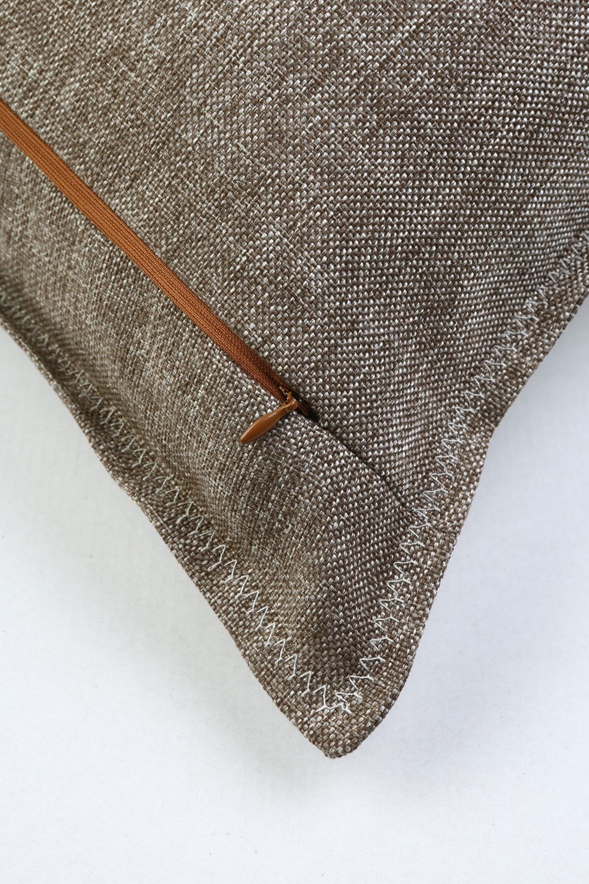 Etnik Vintage Işlemeli Dokuma Kırlent Kılıfı Boho Zigzag Kahve 44x44 cm