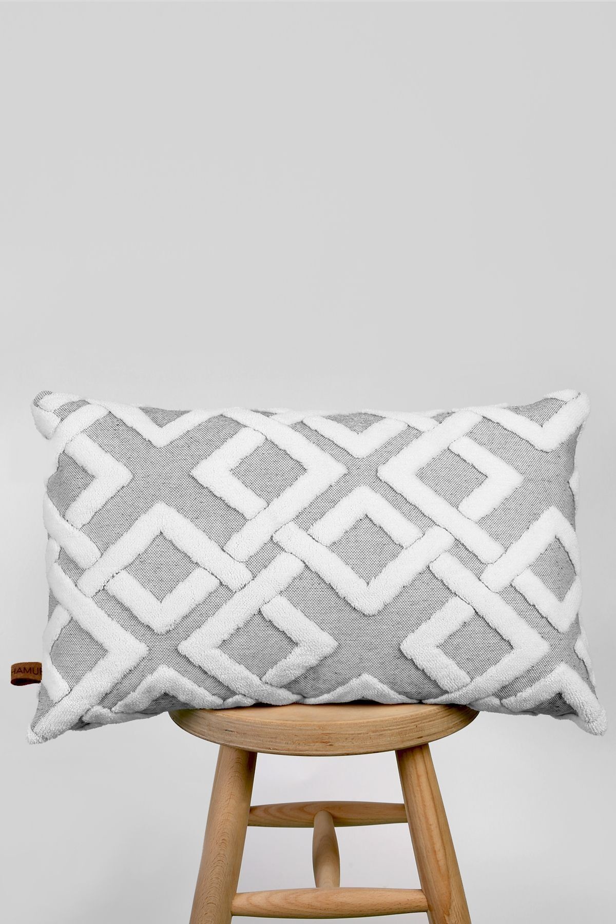 Bohem Özel Tasarım Punch Panç Desen Dekoratif Dikdörtgen Kırlent Kılıfı Mila Gri 28x50 cm