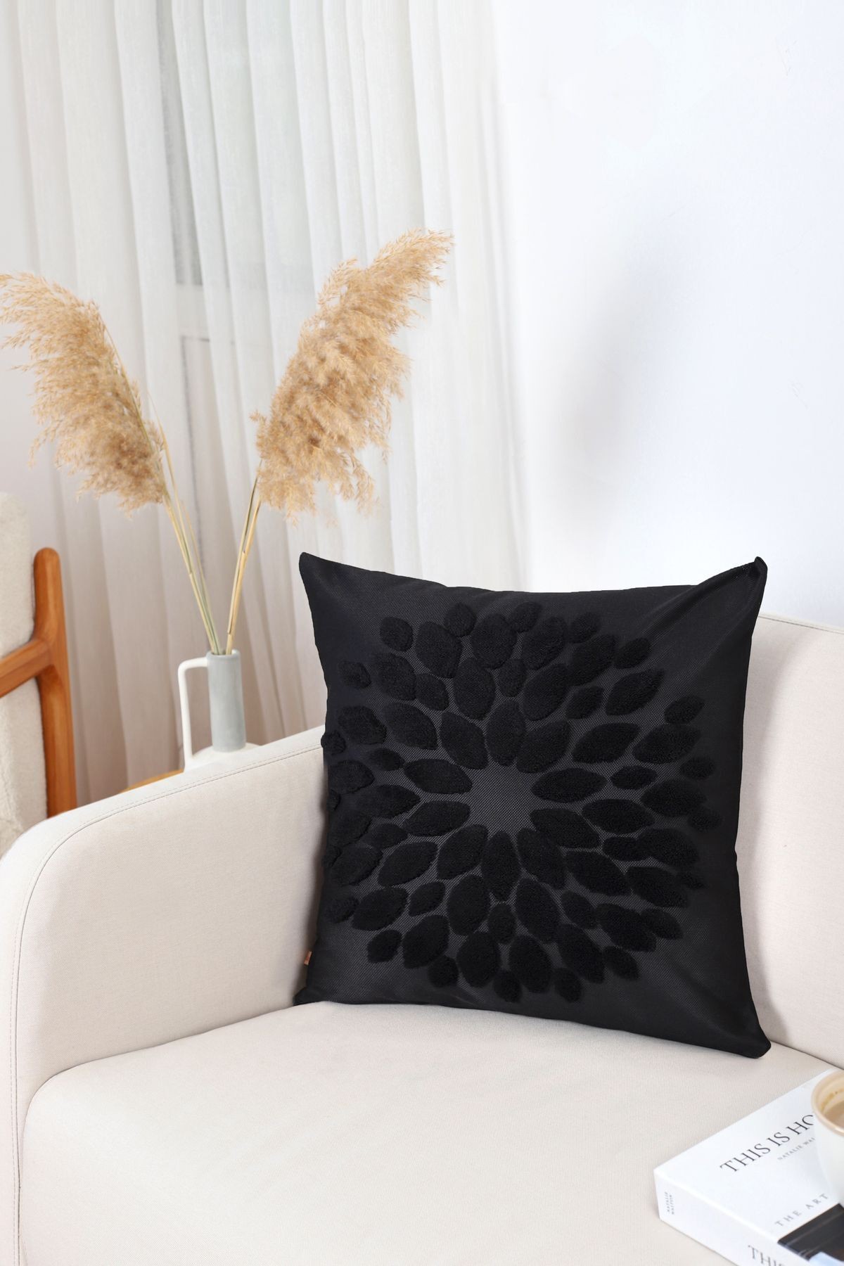 Bohem Özel Tasarım Punch Panç Desen Kare Dekoratif Kırlent Kılıfı Flower Siyah 43x43 cm