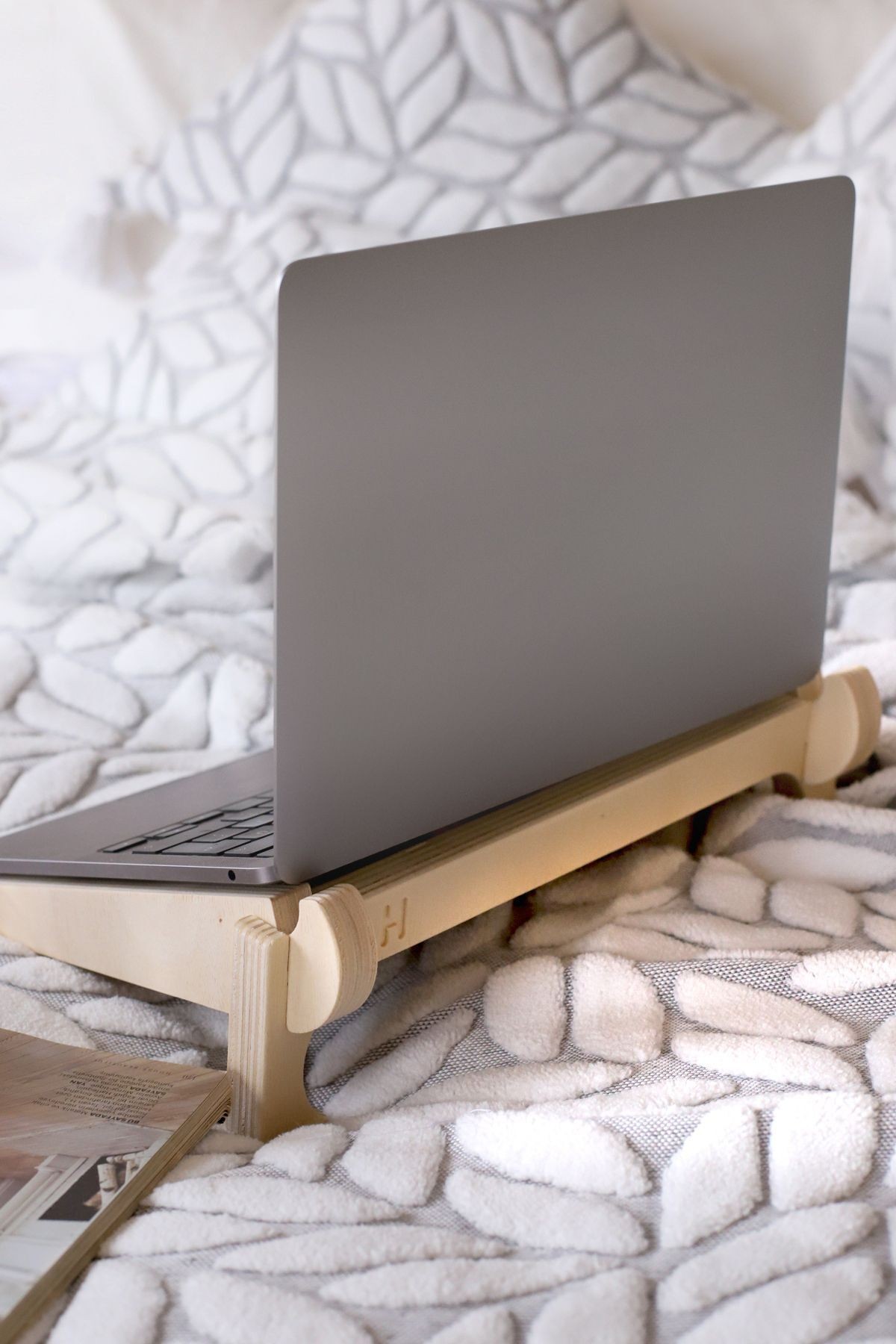 Taşınabilir Ahşap Dizüstü Bilgisayar Sehpası Notebook Standı Laptop Yükseltici Notebook Altlığı