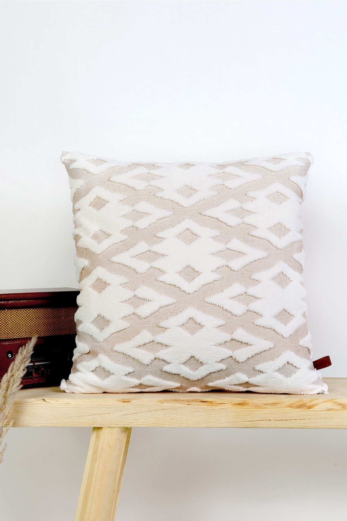 Bohem Punch Kırlent Kırlent Kılıfı Maldive Bej - 43x43 cm