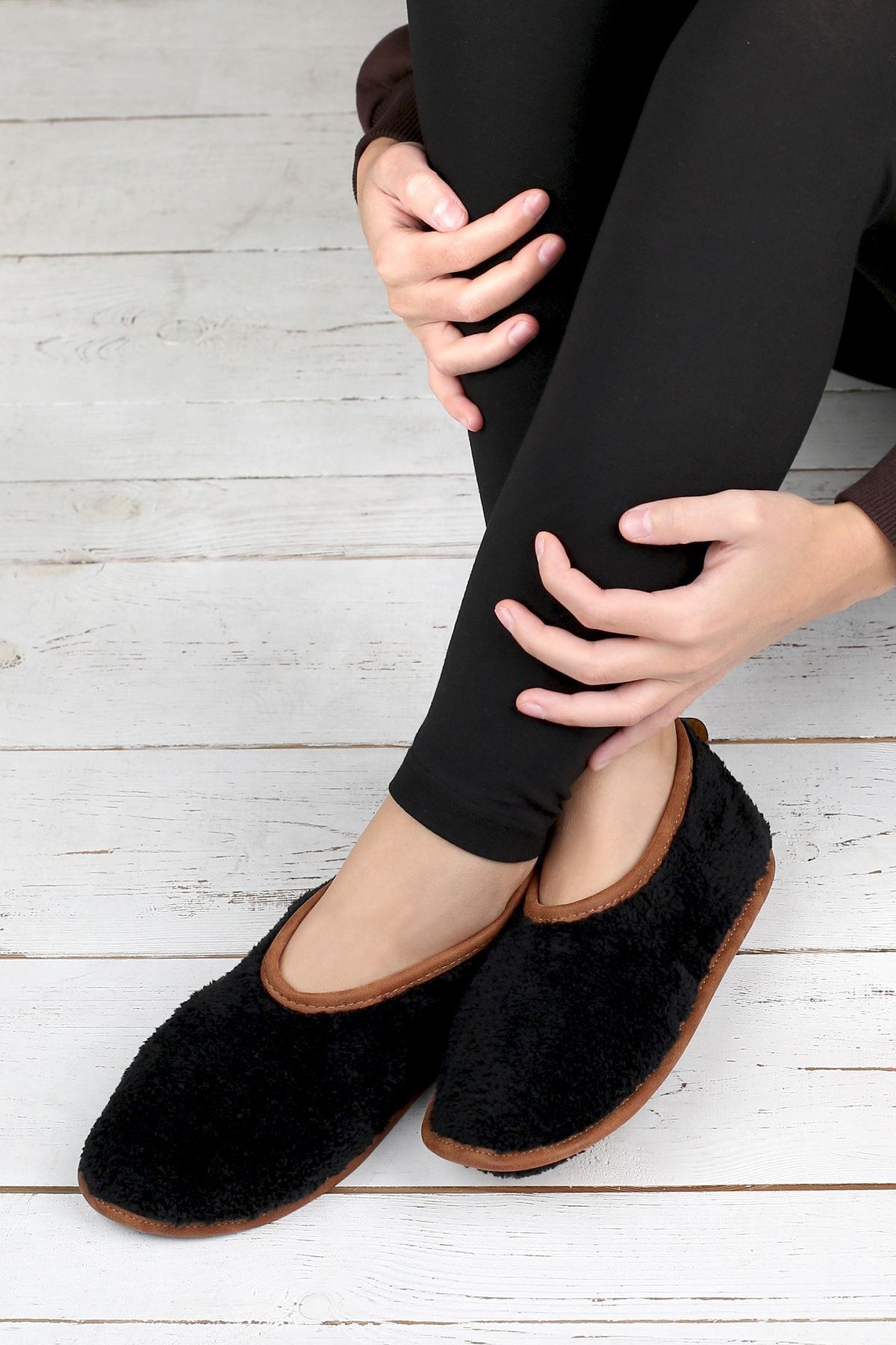 Kışlık Kaymaz Deri Taban Ev Patiği Ptk-sw Siyah 42-44