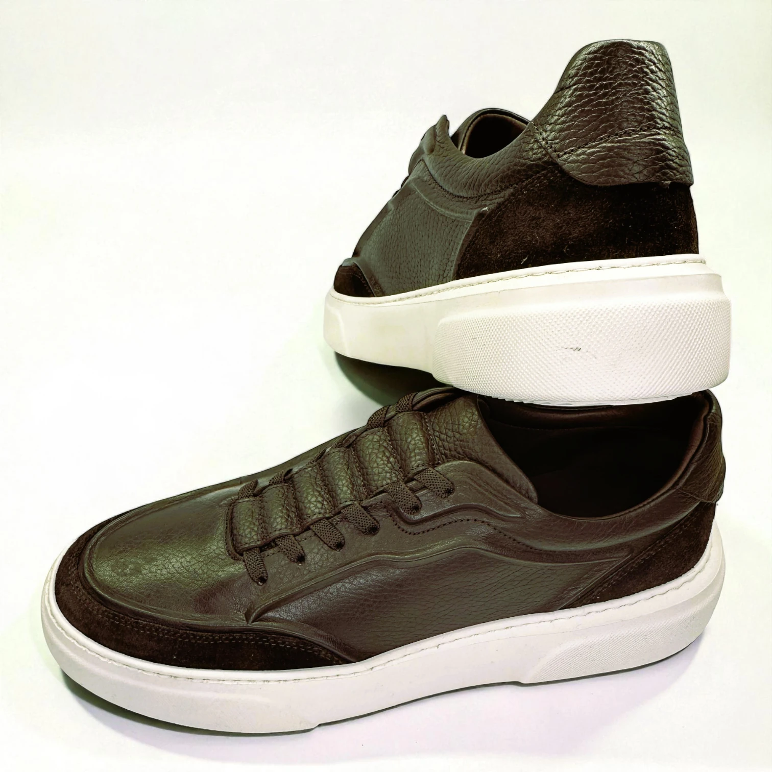 STEPMI HAKİKİ DERİ HAZIR BAĞCIKLI KAHVERENGİ SNEAKER