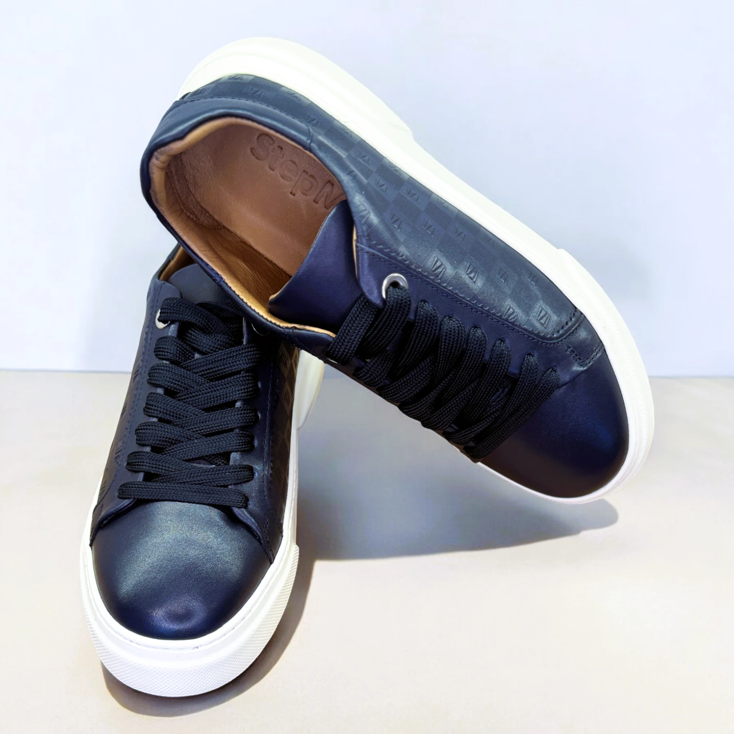 STEPMI HAKİKİ DERİ LACİVERT DESENLİ SNEAKER