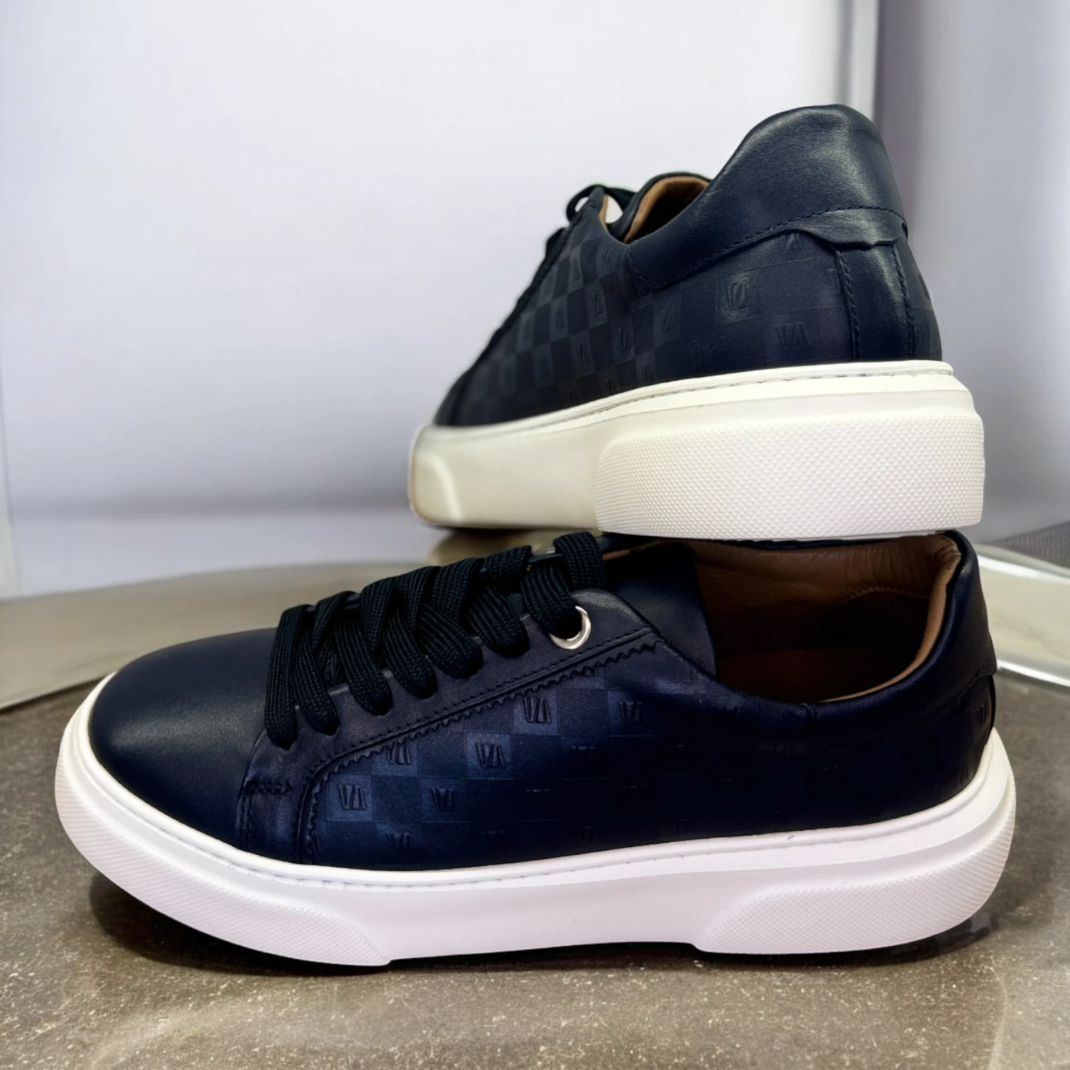 STEPMI HAKİKİ DERİ LACİVERT DESENLİ SNEAKER