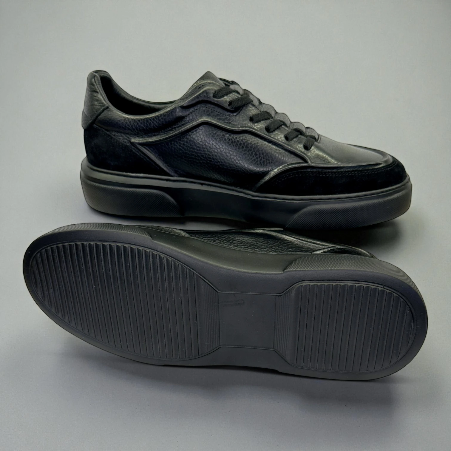 STEPMI HAKİKİ DERİ HAZIR BAĞCIKLI SİYAH SNEAKER