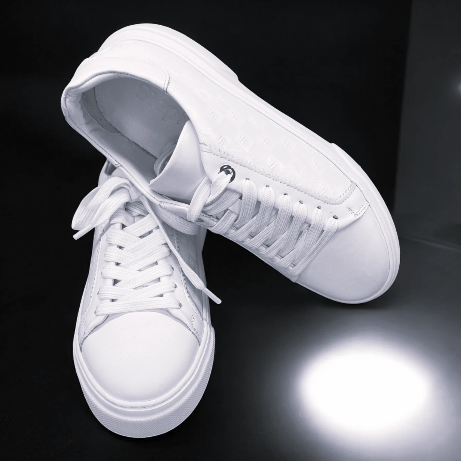 STEPMI HAKİKİ DERİ BEYAZ DESENLİ SNEAKER