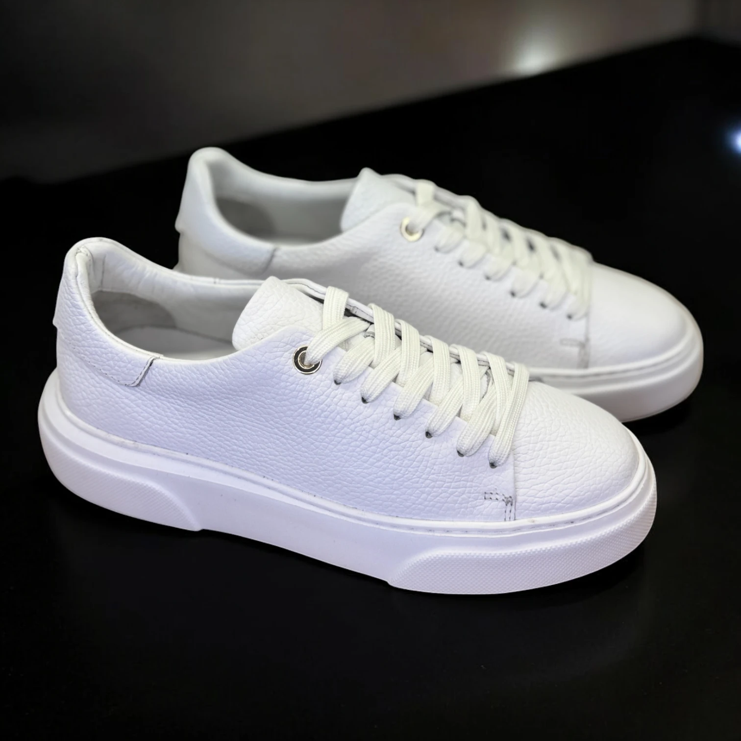 STEPMI HAKİKİ DERİ BEYAZ SNEAKER