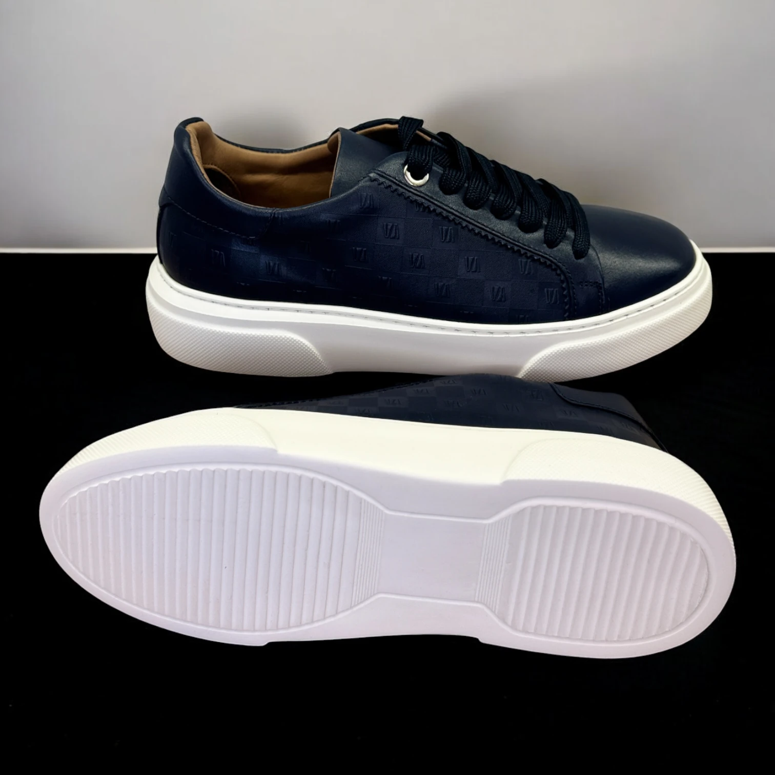 STEPMI HAKİKİ DERİ LACİVERT DESENLİ SNEAKER