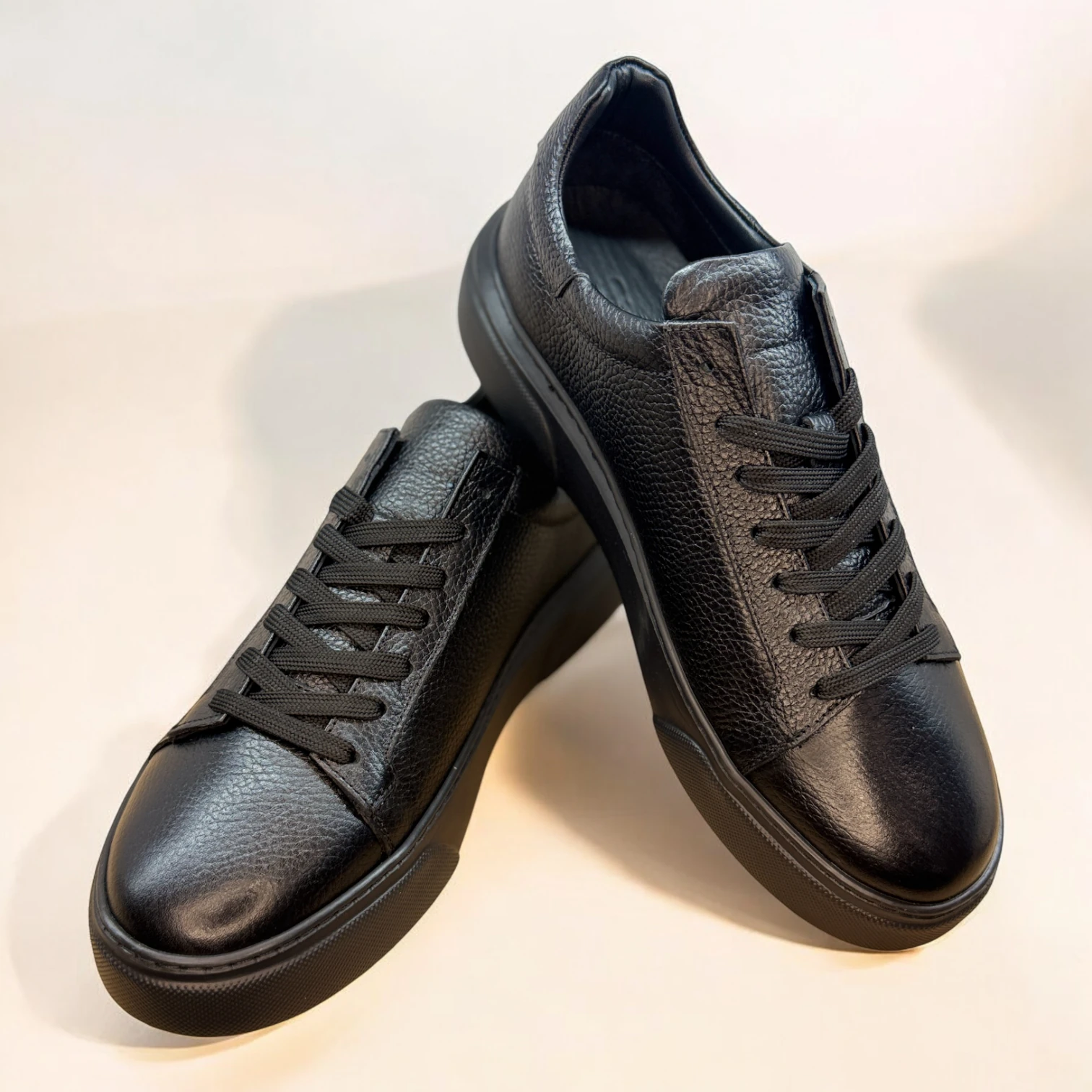 STEPMI HAKİKİ DERİ SİYAH SNEAKER