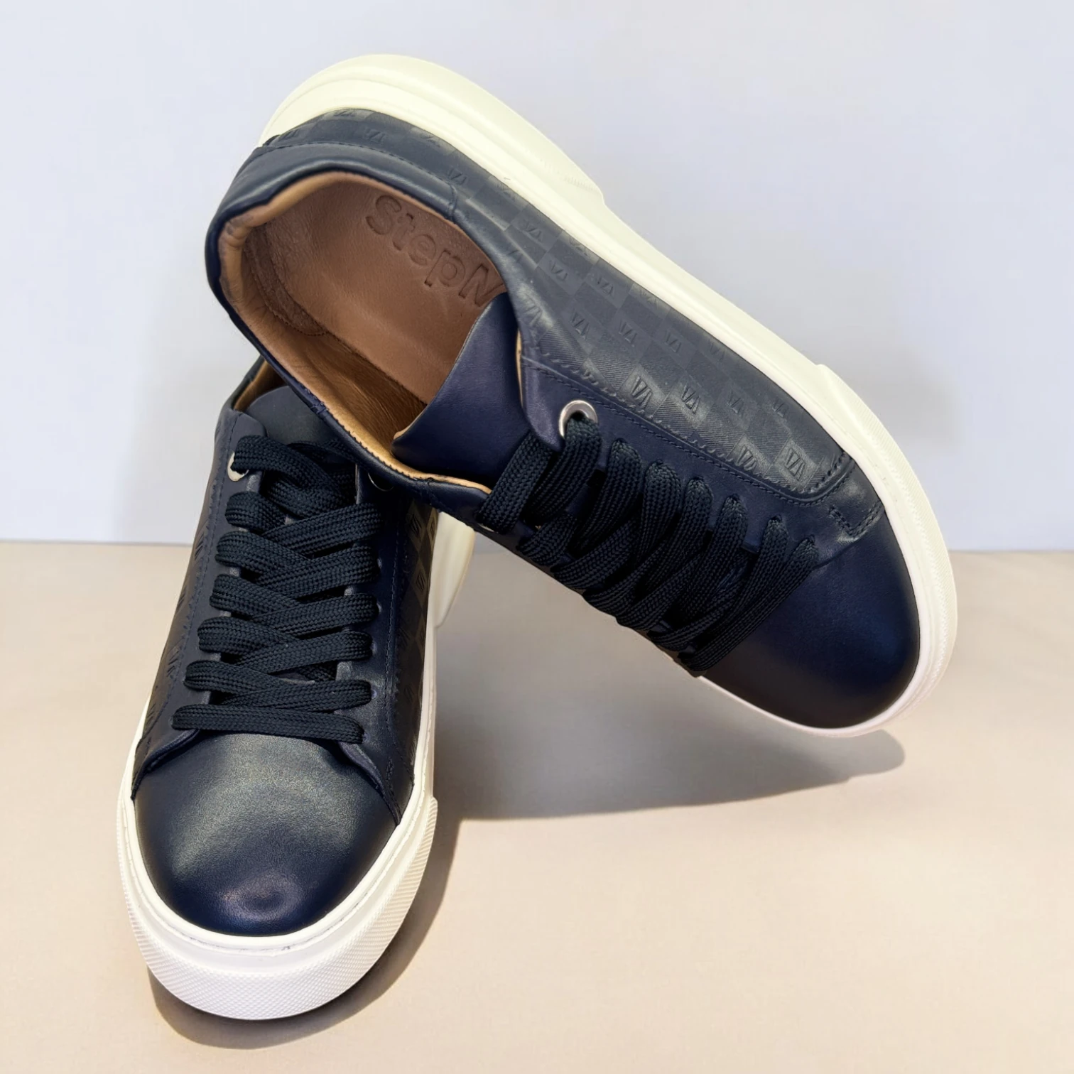 STEPMI HAKİKİ DERİ LACİVERT DESENLİ SNEAKER