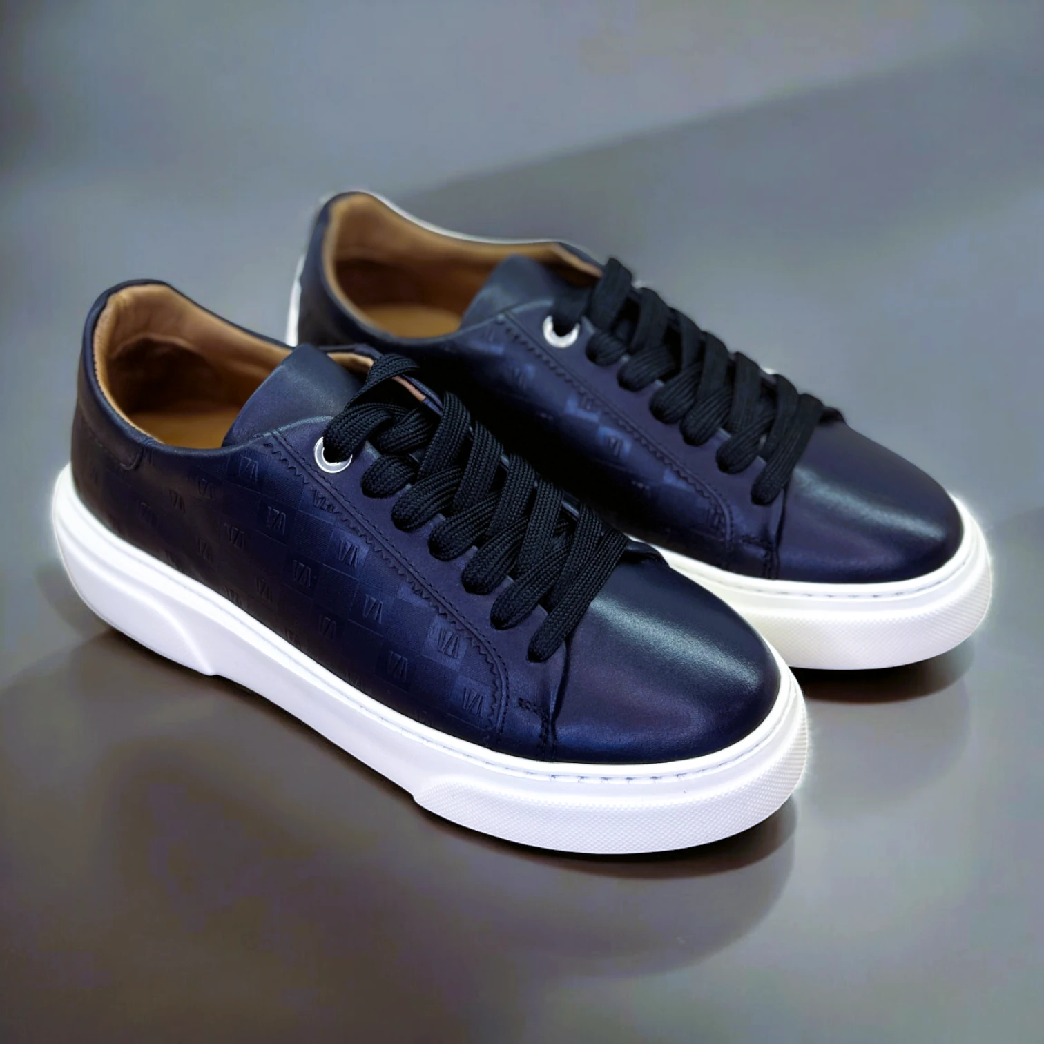 STEPMI HAKİKİ DERİ LACİVERT DESENLİ SNEAKER