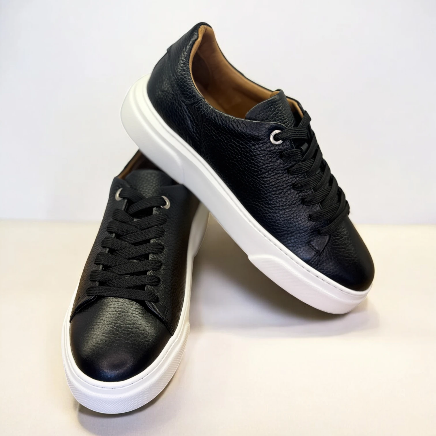 STEPMI HAKİKİ DERİ SİYAH SNEAKER