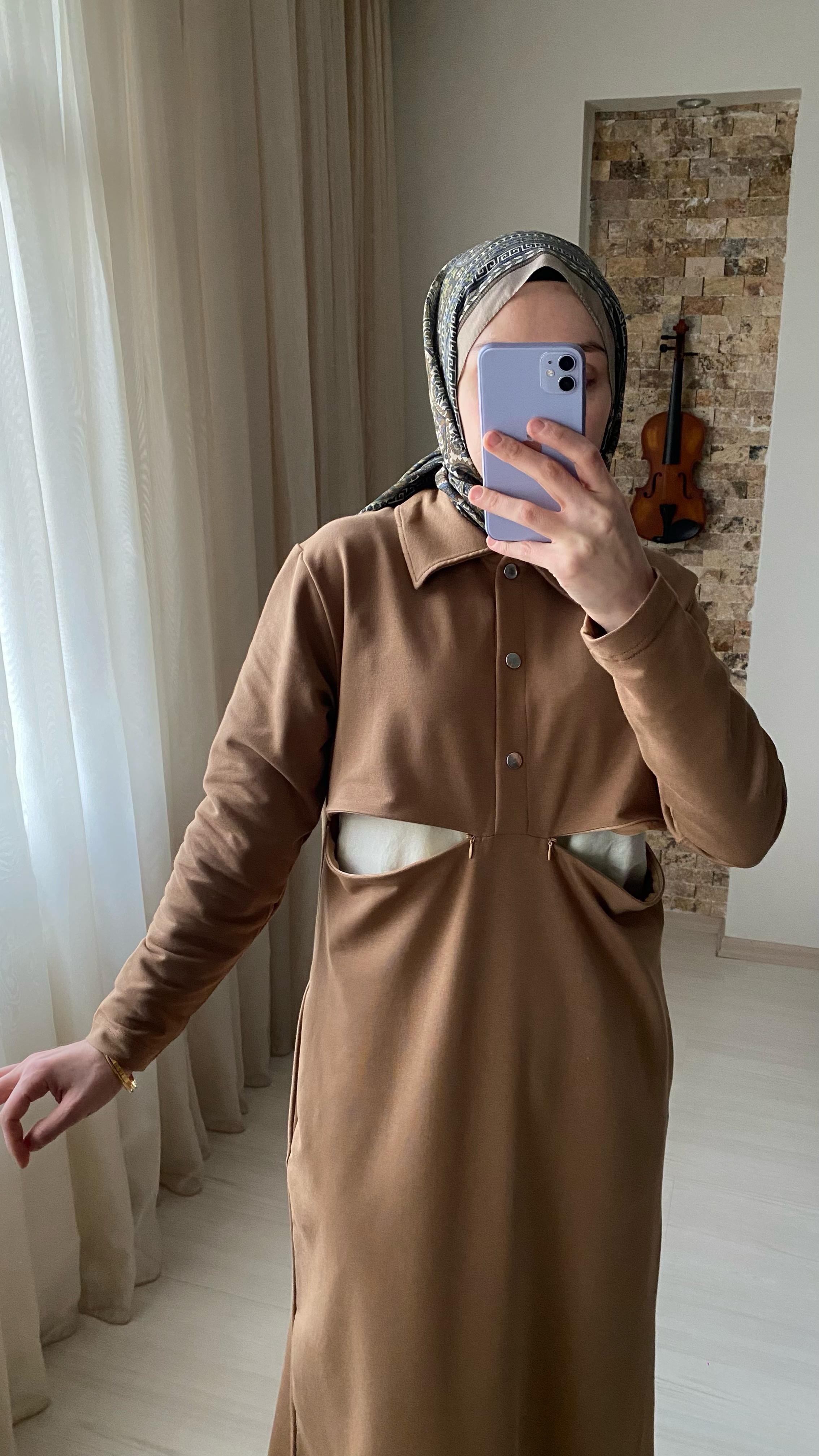Mersha Latte Polo Emzirme Elbisesi Lohusa Anneler İçin Pratik Tasarım