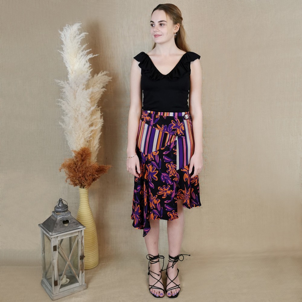 Sleeveless Black Blouse With Ruffled V-Neck