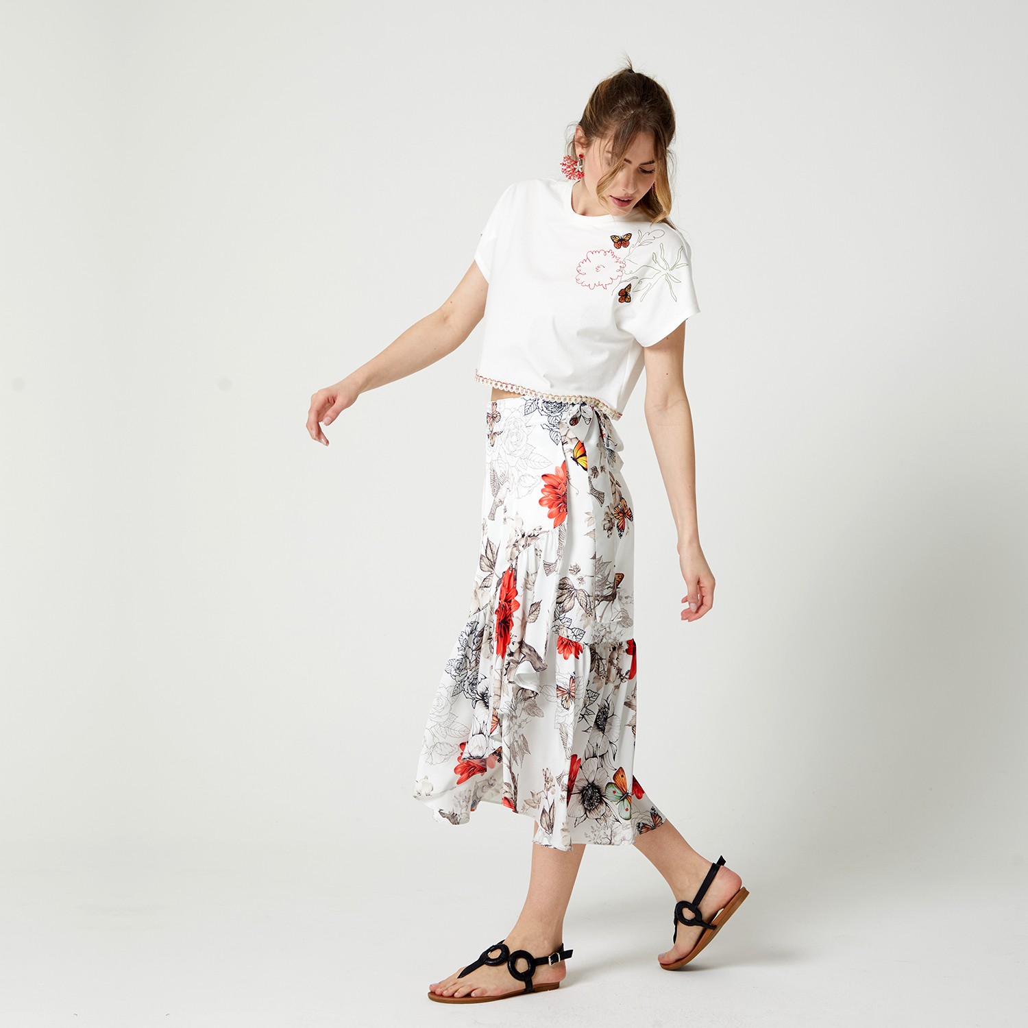 Embroidered Cropped Cotton T-Shirt