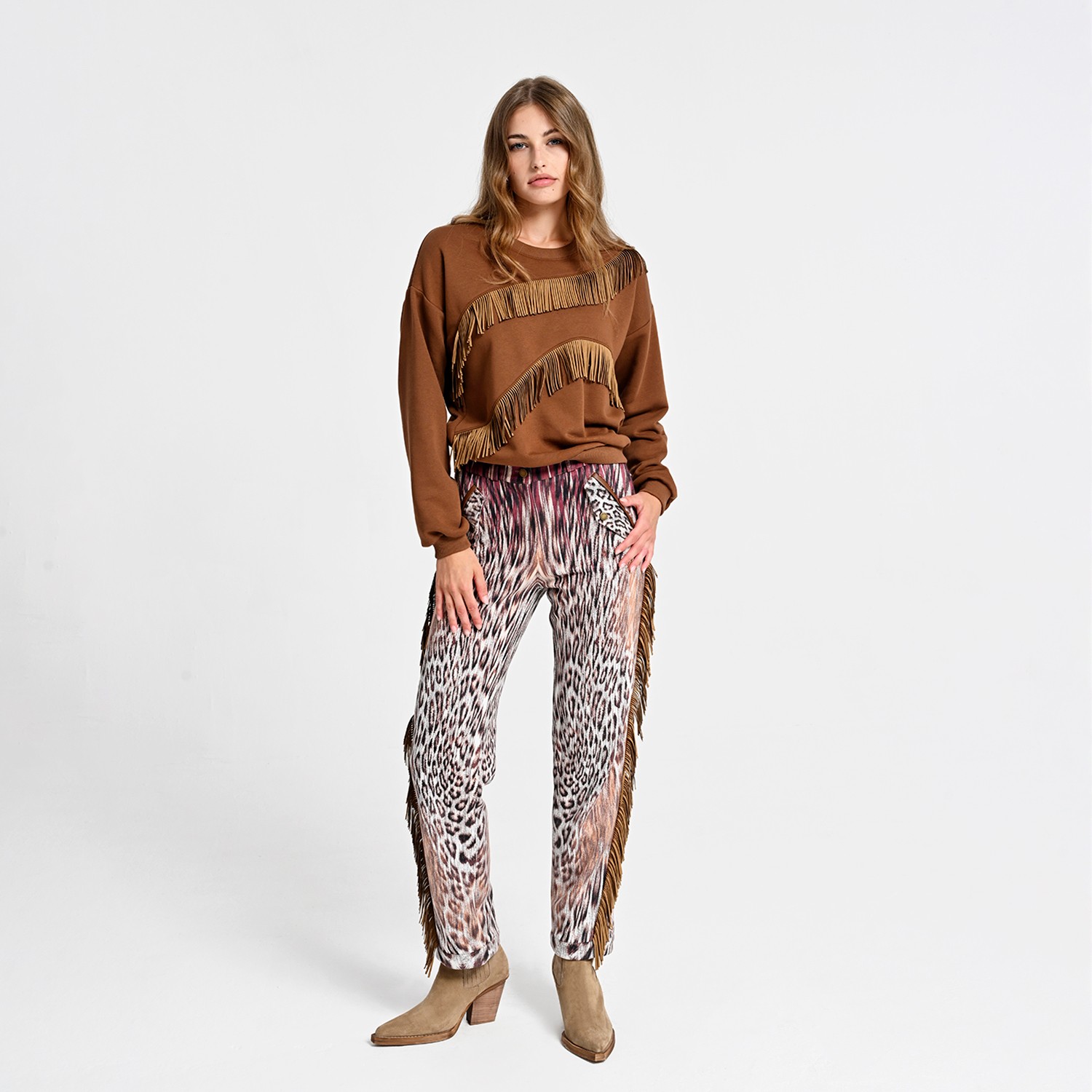 Sweatshirt with Fringe Details