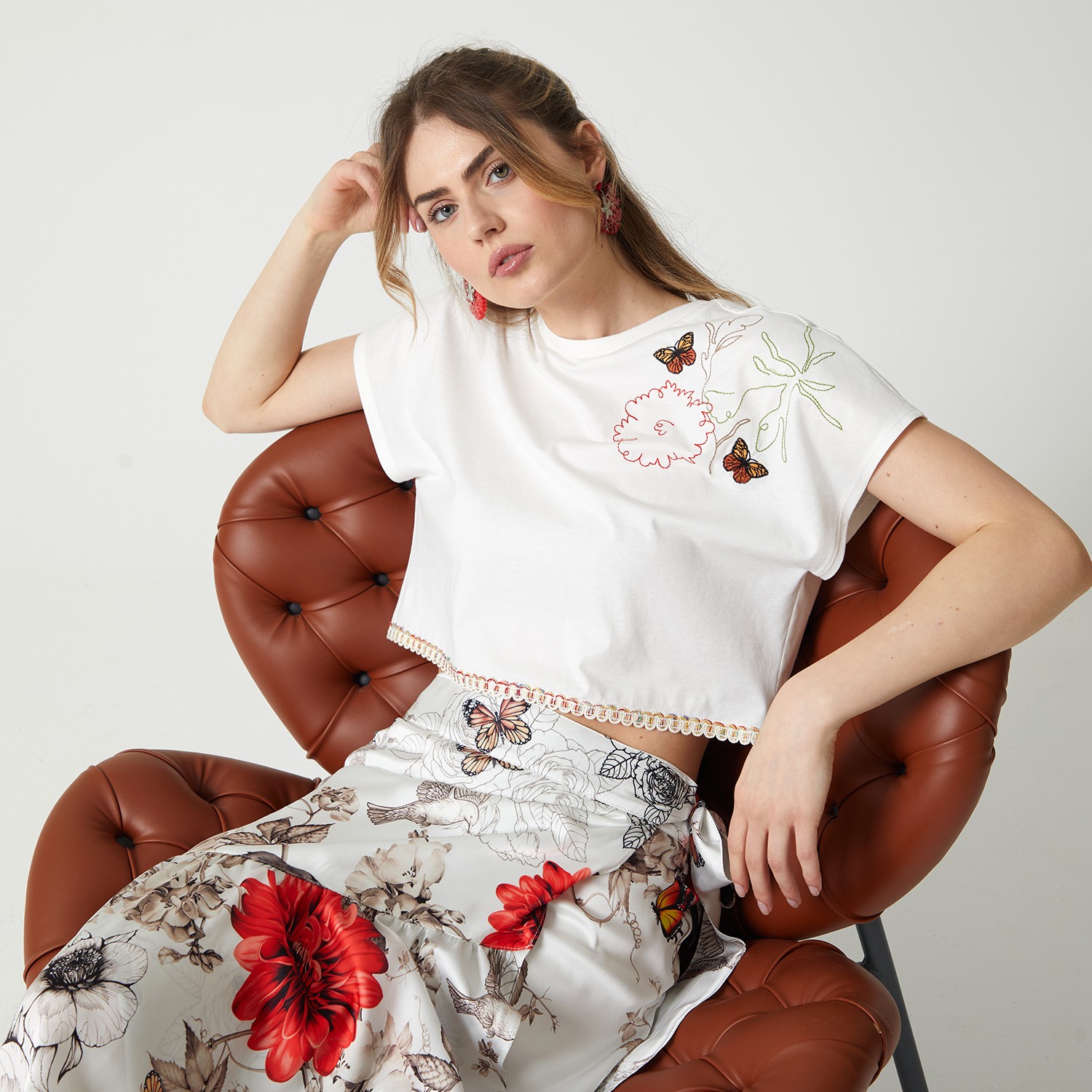 Embroidered Cropped Cotton T-Shirt