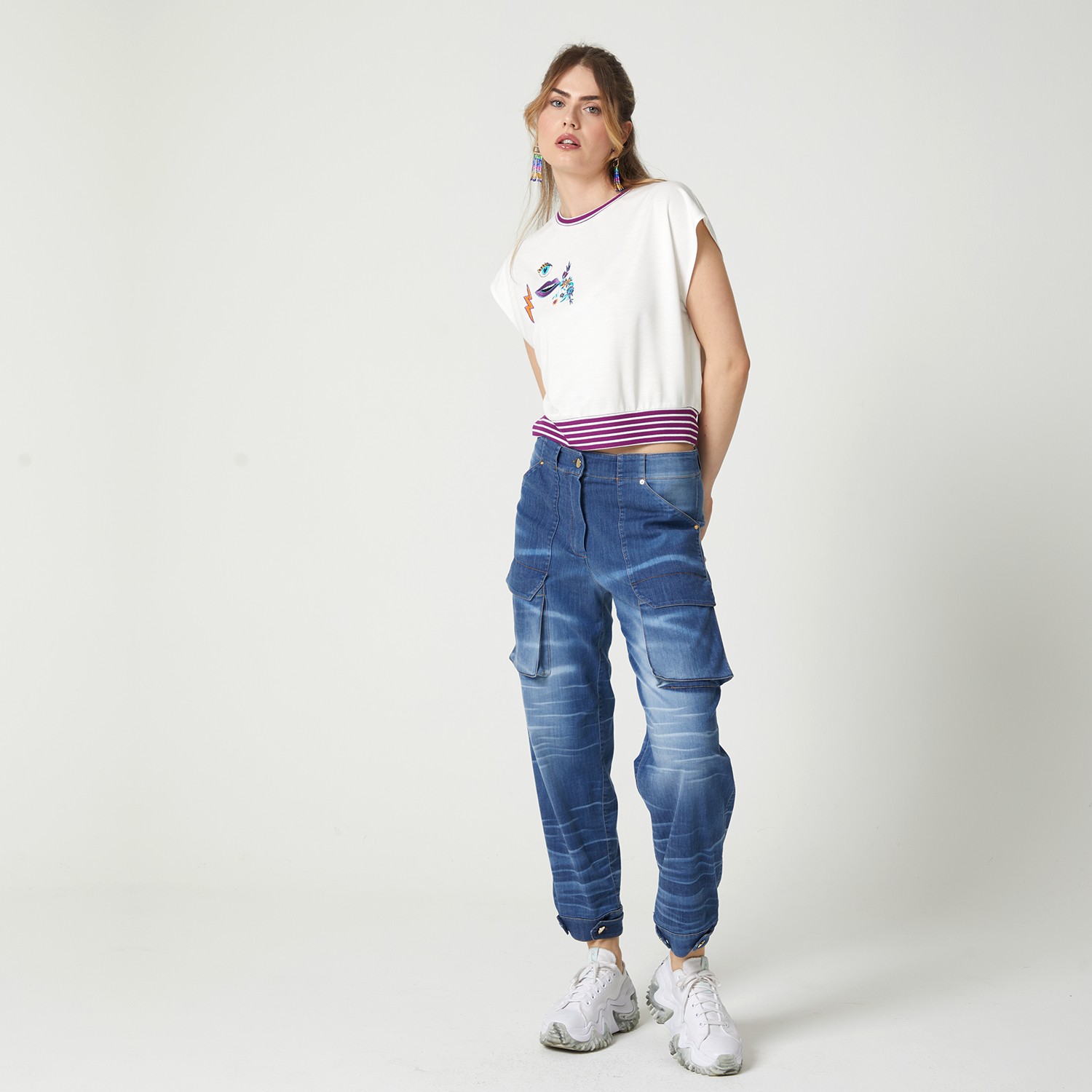 Embroidered Motif Cropped Cotton T-Shirt