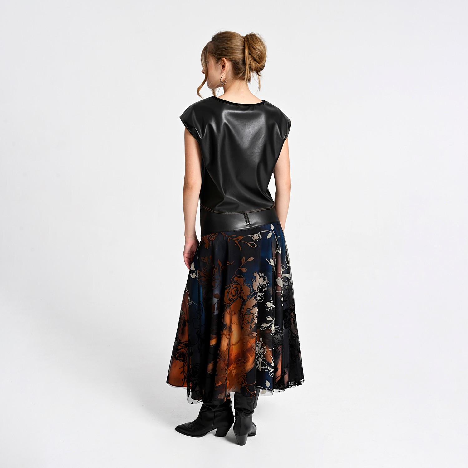 Sleeveless Blouse with Vegan Leather Finish and Zipper Detail