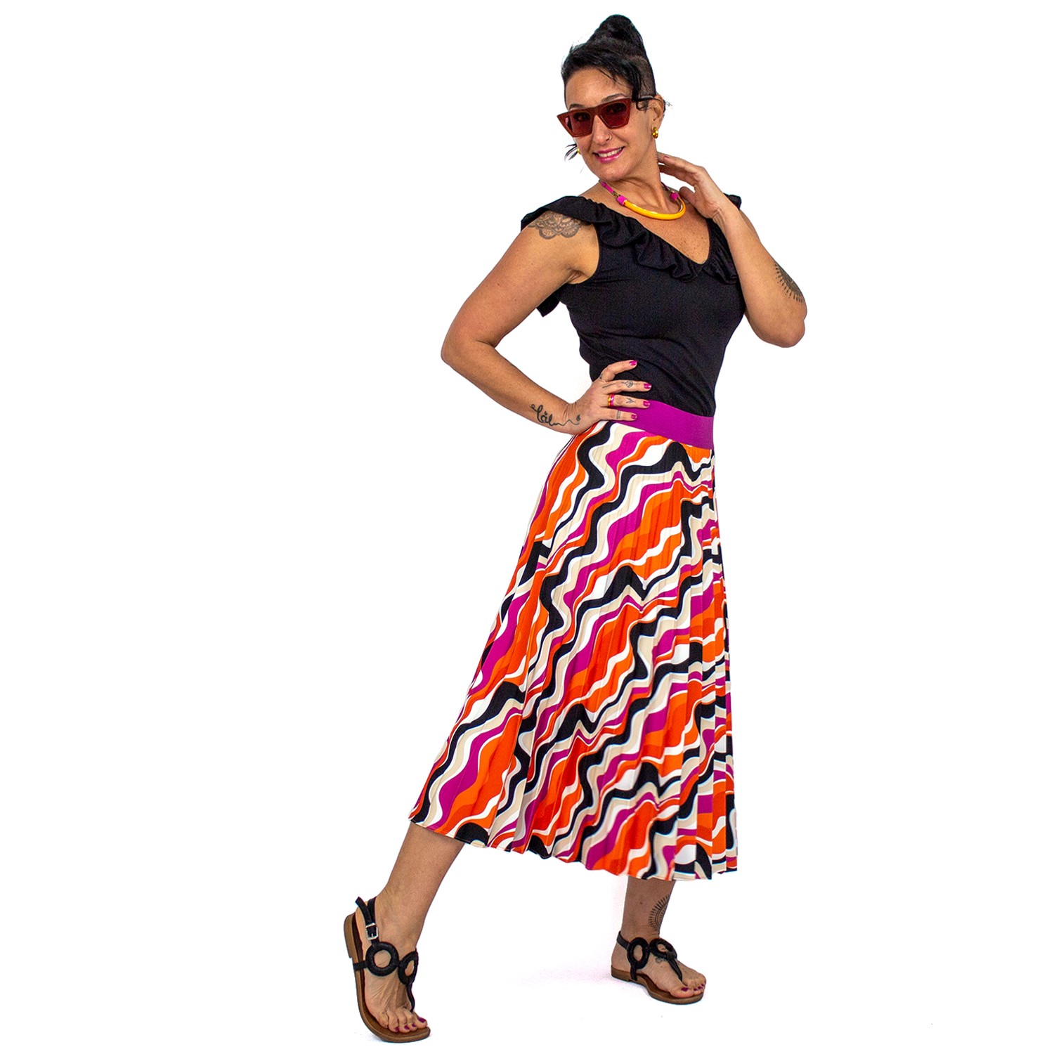 Half-Circle Pleated Midi Skirt With Colorful Wavy Print