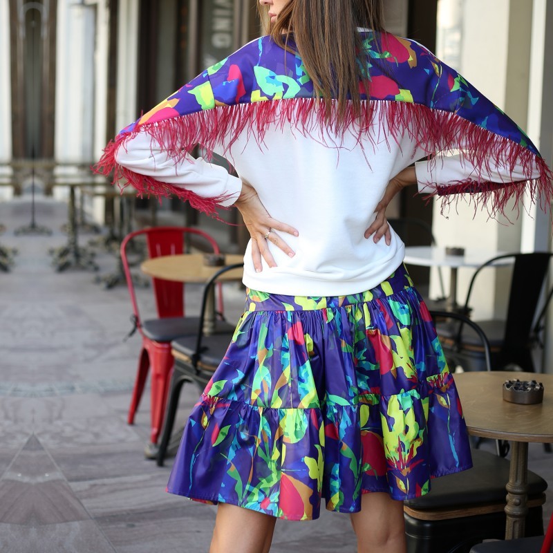 White Cotton Sweatshirt With Digital Print On The Back Yoke
