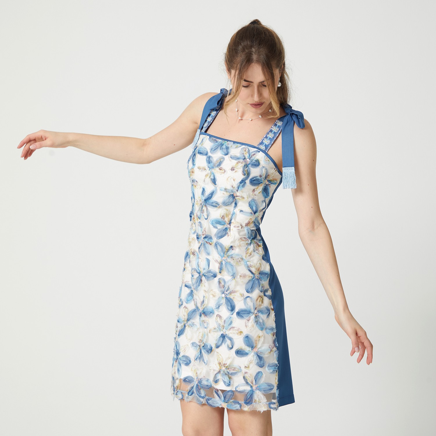 Flower Applique Mini Dress With Tieable Straps