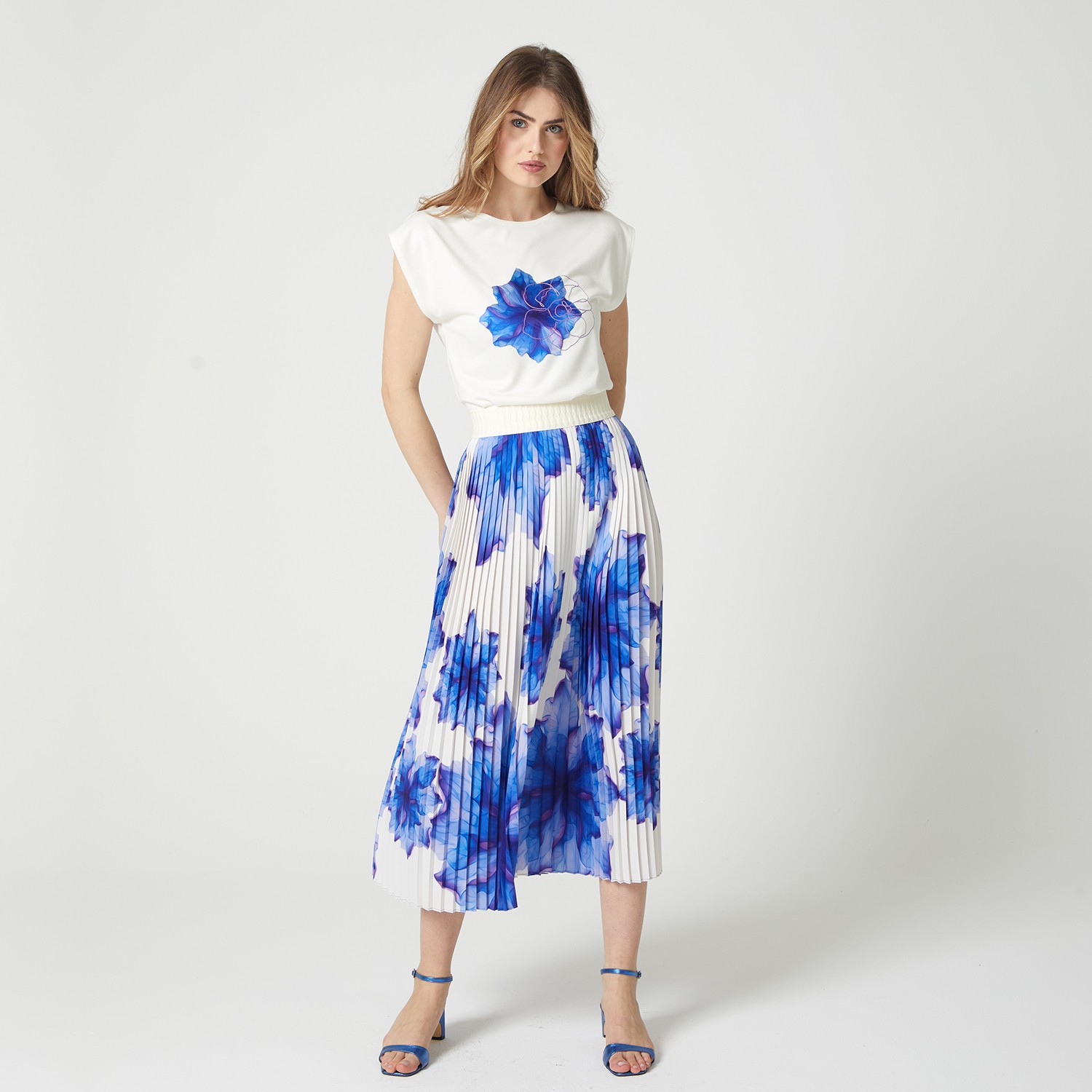 Laser-Cut Floral Print And Embroidered T-Shirt