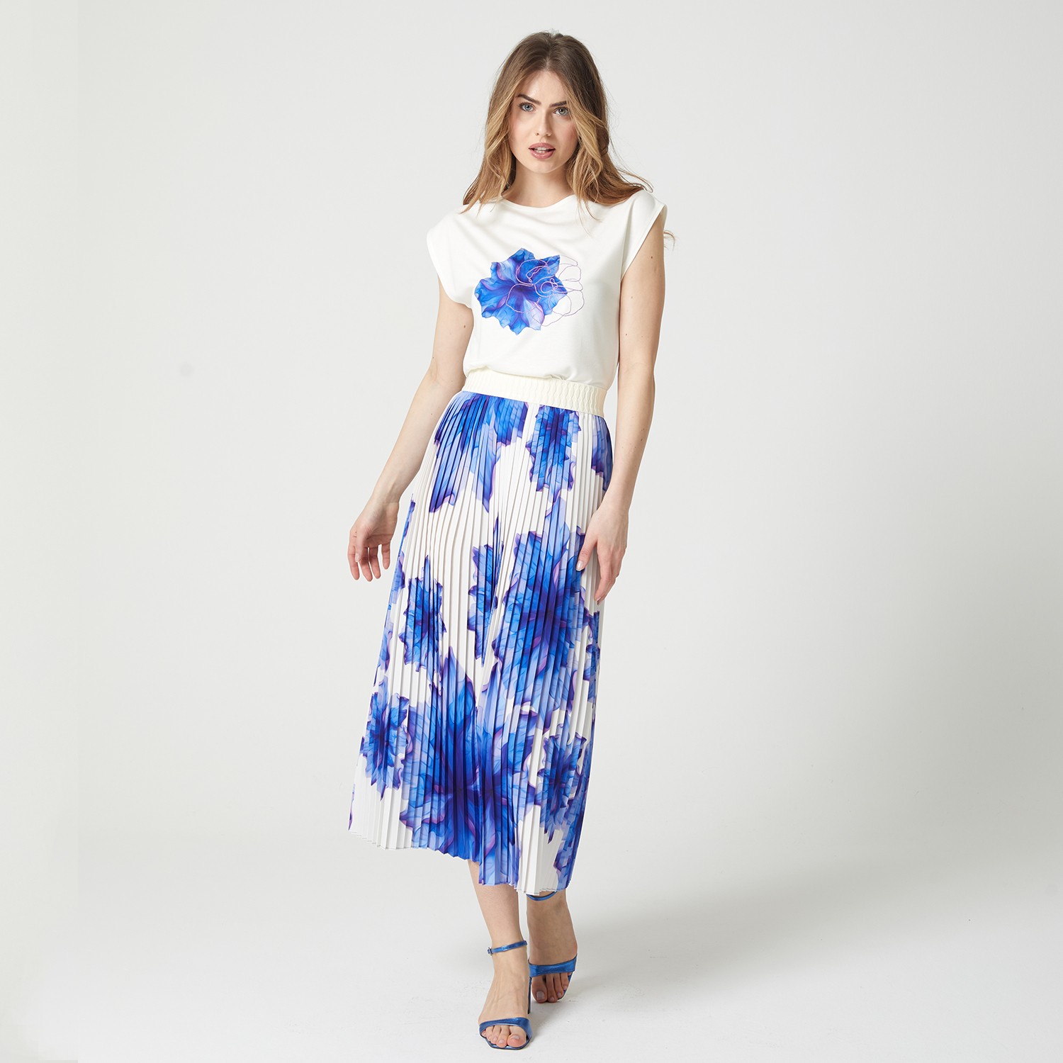 Laser-Cut Floral Print And Embroidered T-Shirt