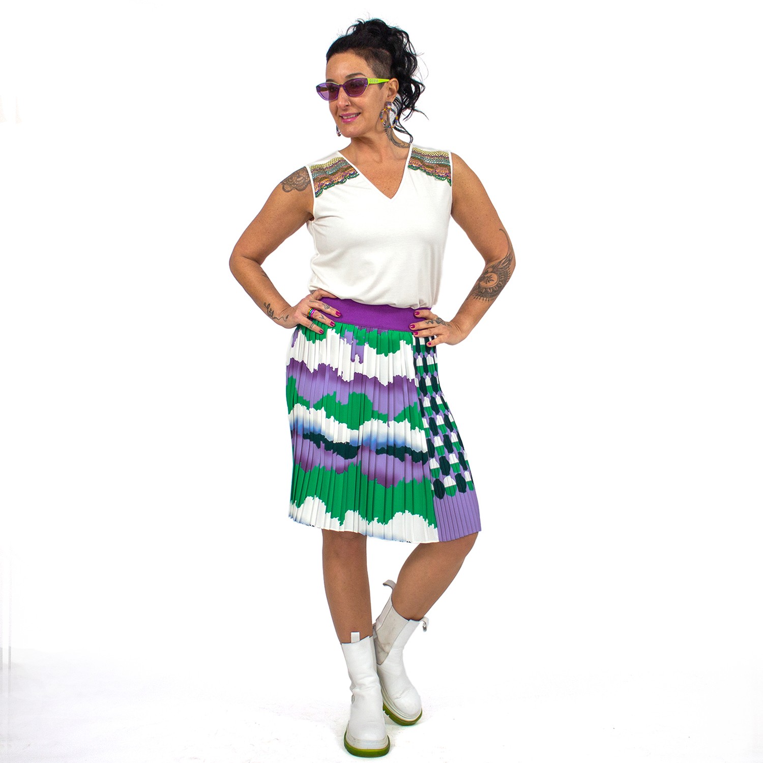 Sleeveless Blouse With Colorful Accessories On The Yoke