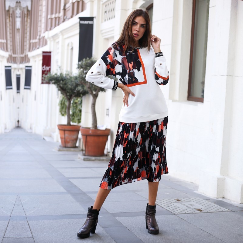 Abstract Camo Print Midi Pleated Skirt
