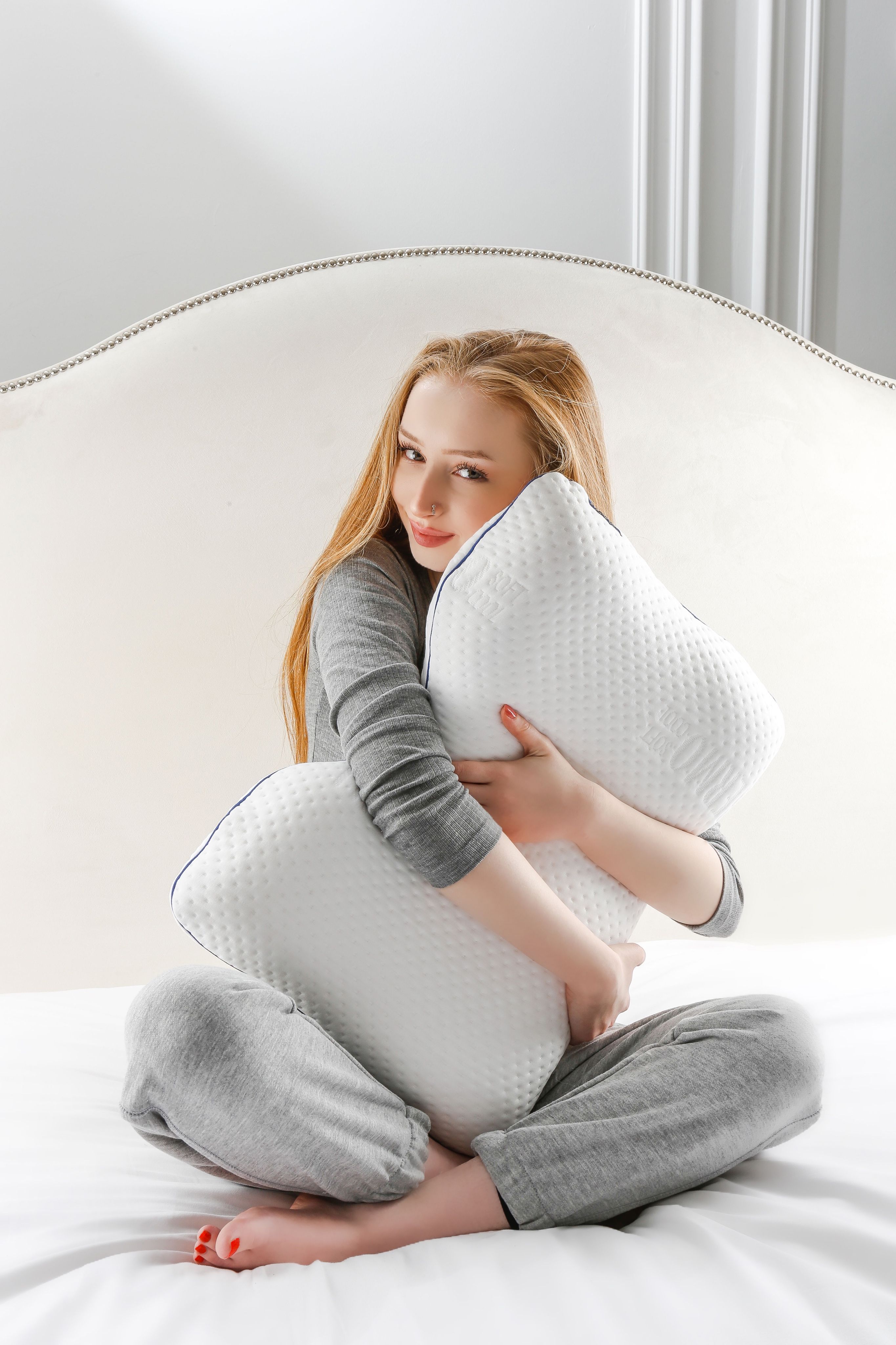 Alkamto Visco Hafızalı Termoregülasyonlu, Hipoalerjenik Yan Uyku ve Sırt Üstü Uyuma Ortopedik Boyun Destek Yastığı 54x40x11 cm Pamuk Kılıf ve Taşıma Çantası Hediyeli