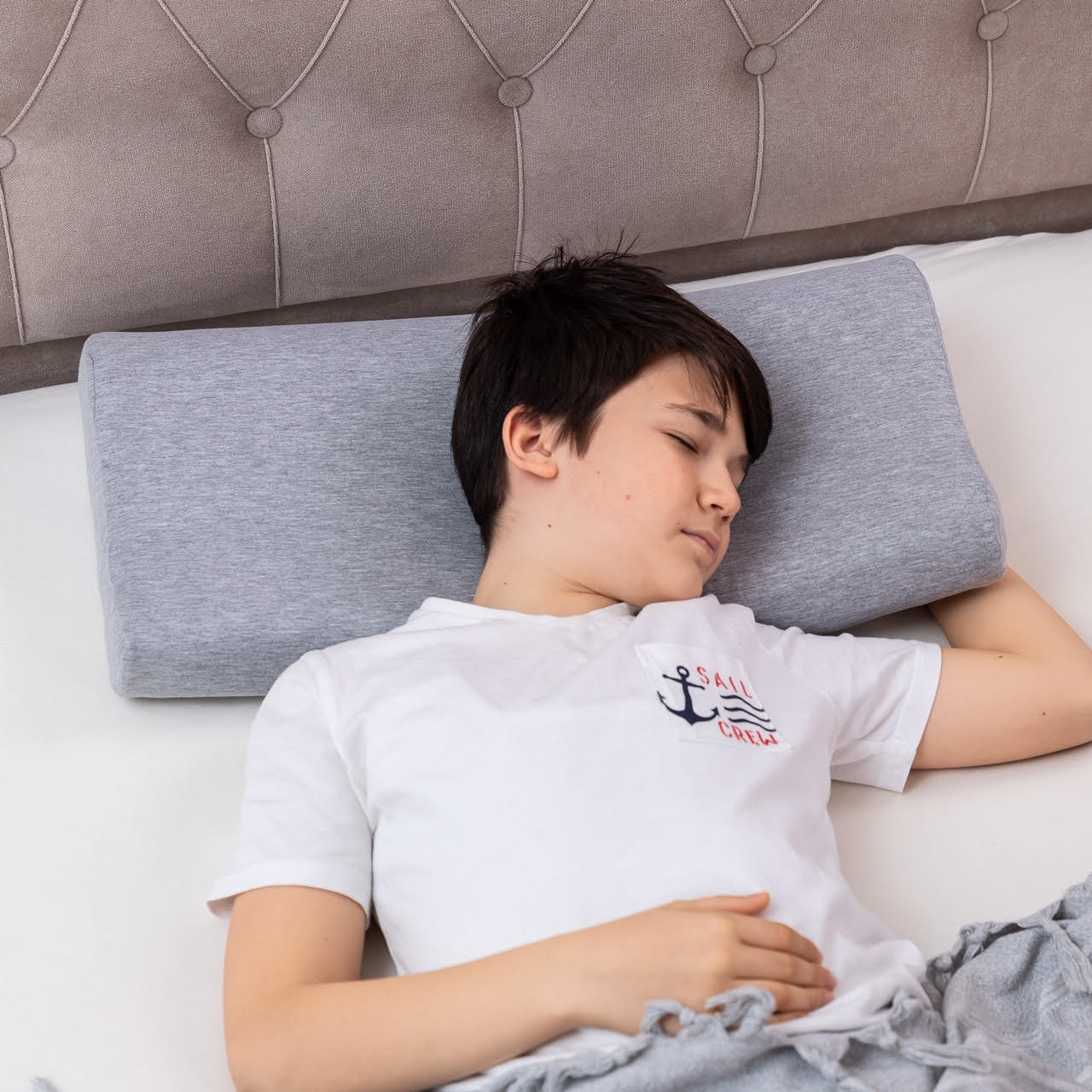 Alkamto Visco Hafızalı Ortopedik Çocuk ve Bebek Yastığı 60x30x8/6 cm, OEK-TEX Sertifikalı, Pamuk Kılıf ve Taşıma Çantası Hediyeli 2 - 10 yaş