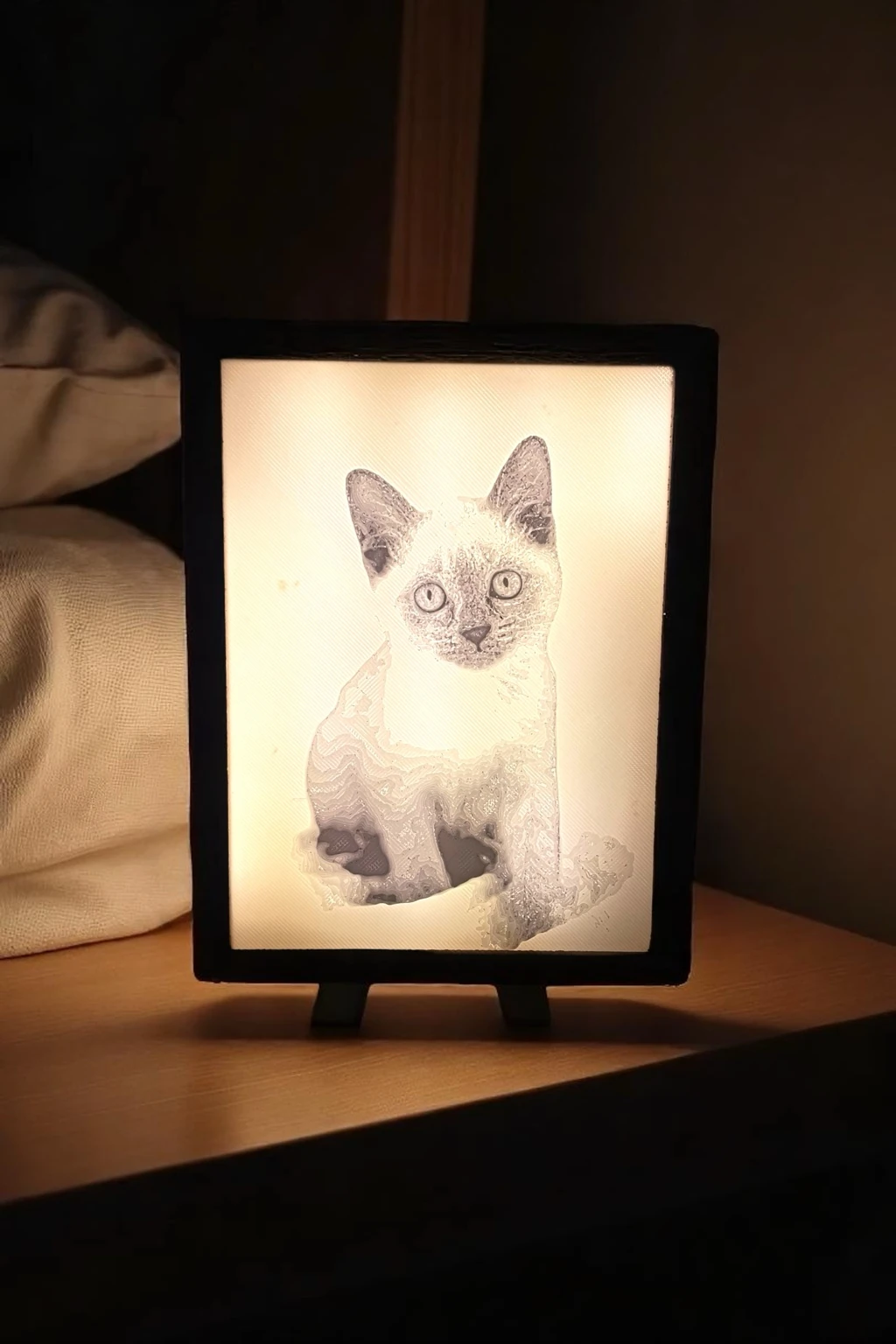 Lithos Frame – Kişiselleştirilebilir Işıklı Çerçeve