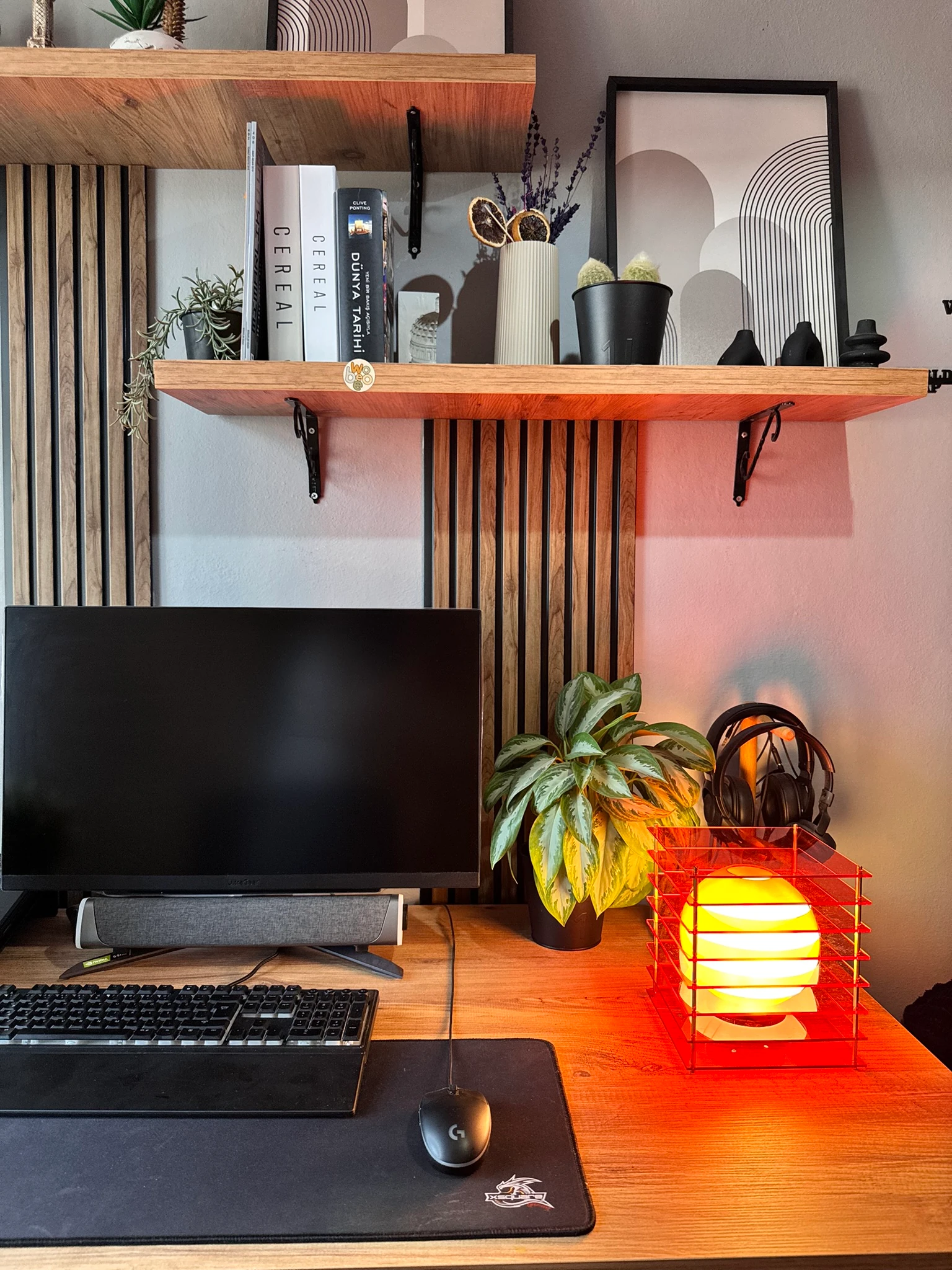 Pulse Lamp | Dekoratif Masa Lambası