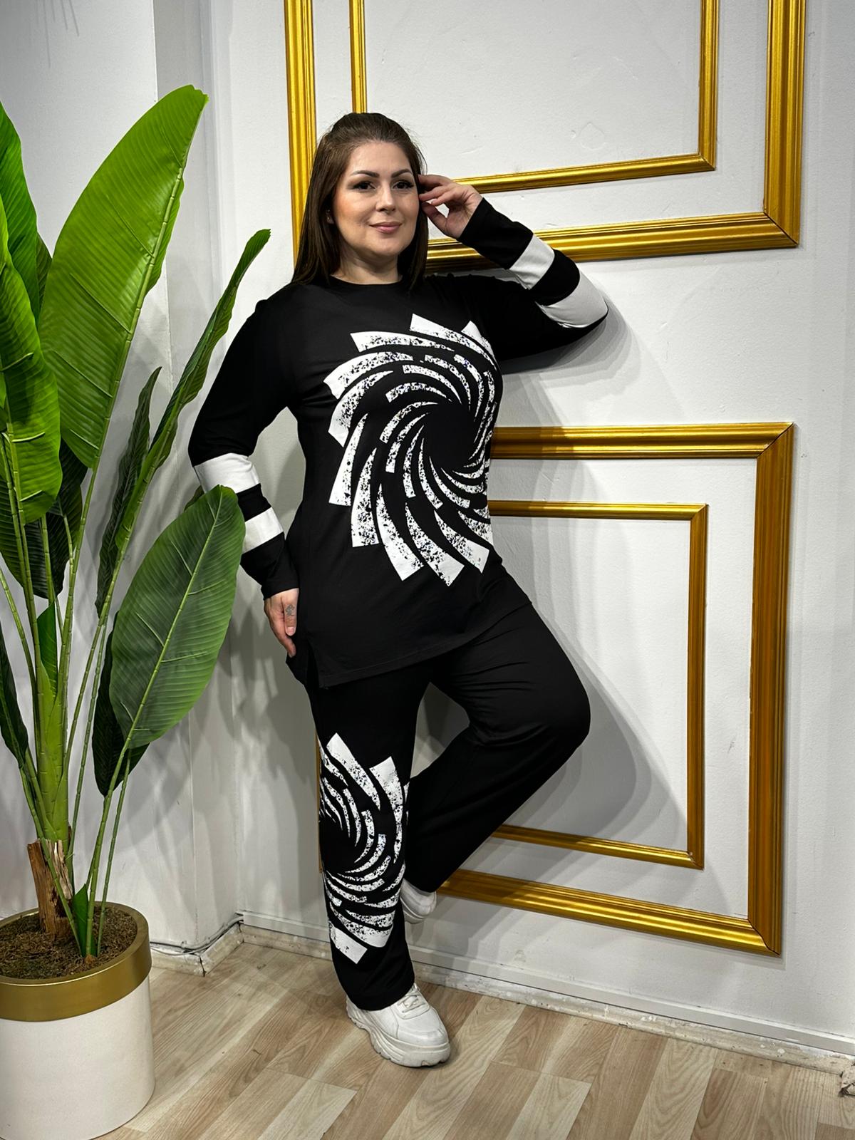 Büyük Beden Tasarım Gül Takım