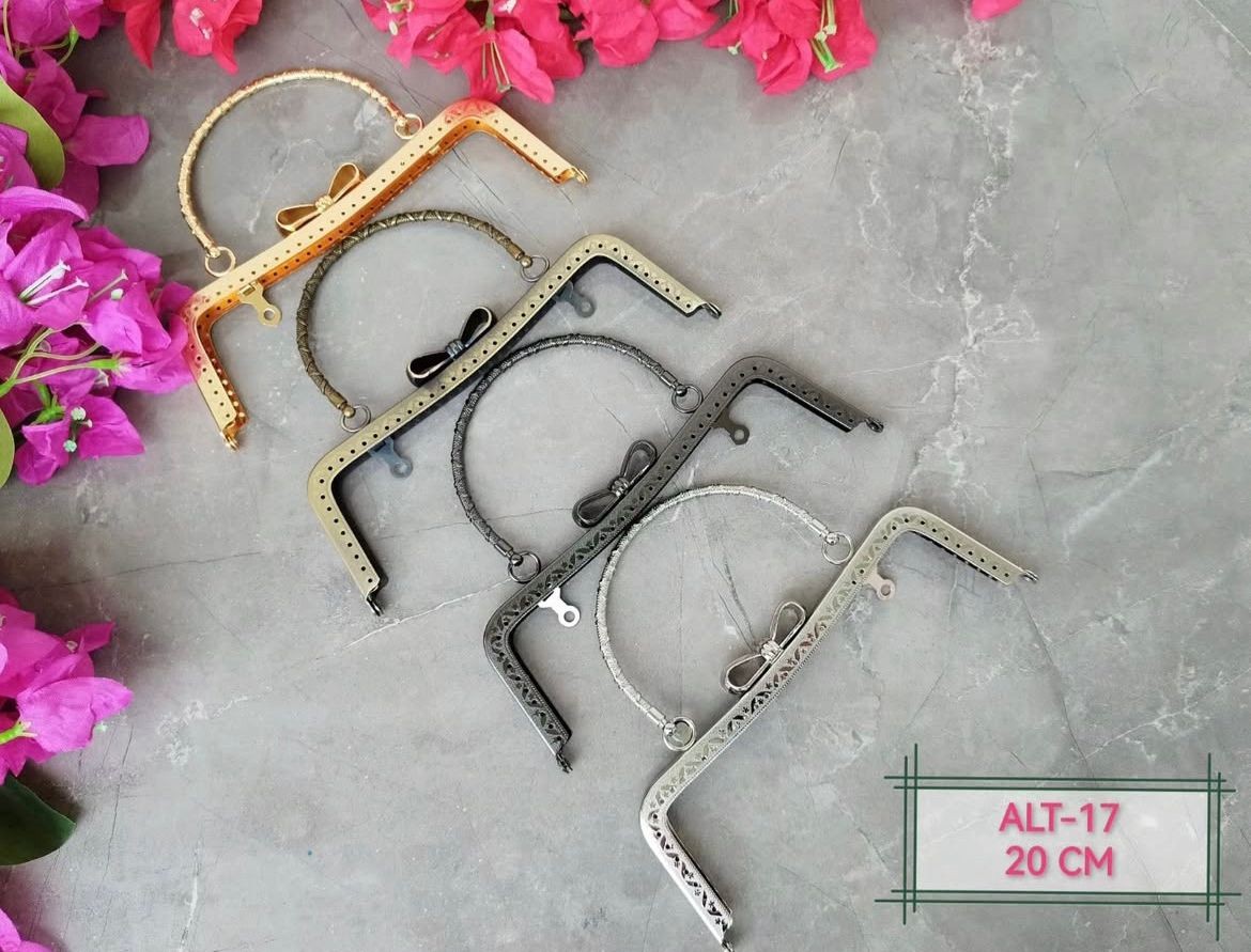 Fiyonklu metal burs 20 cm / Antik renk
