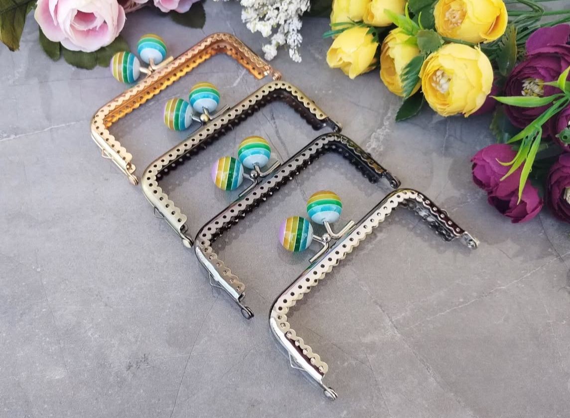 Lolipop başlıklı metal burs - 10.5 cm gold