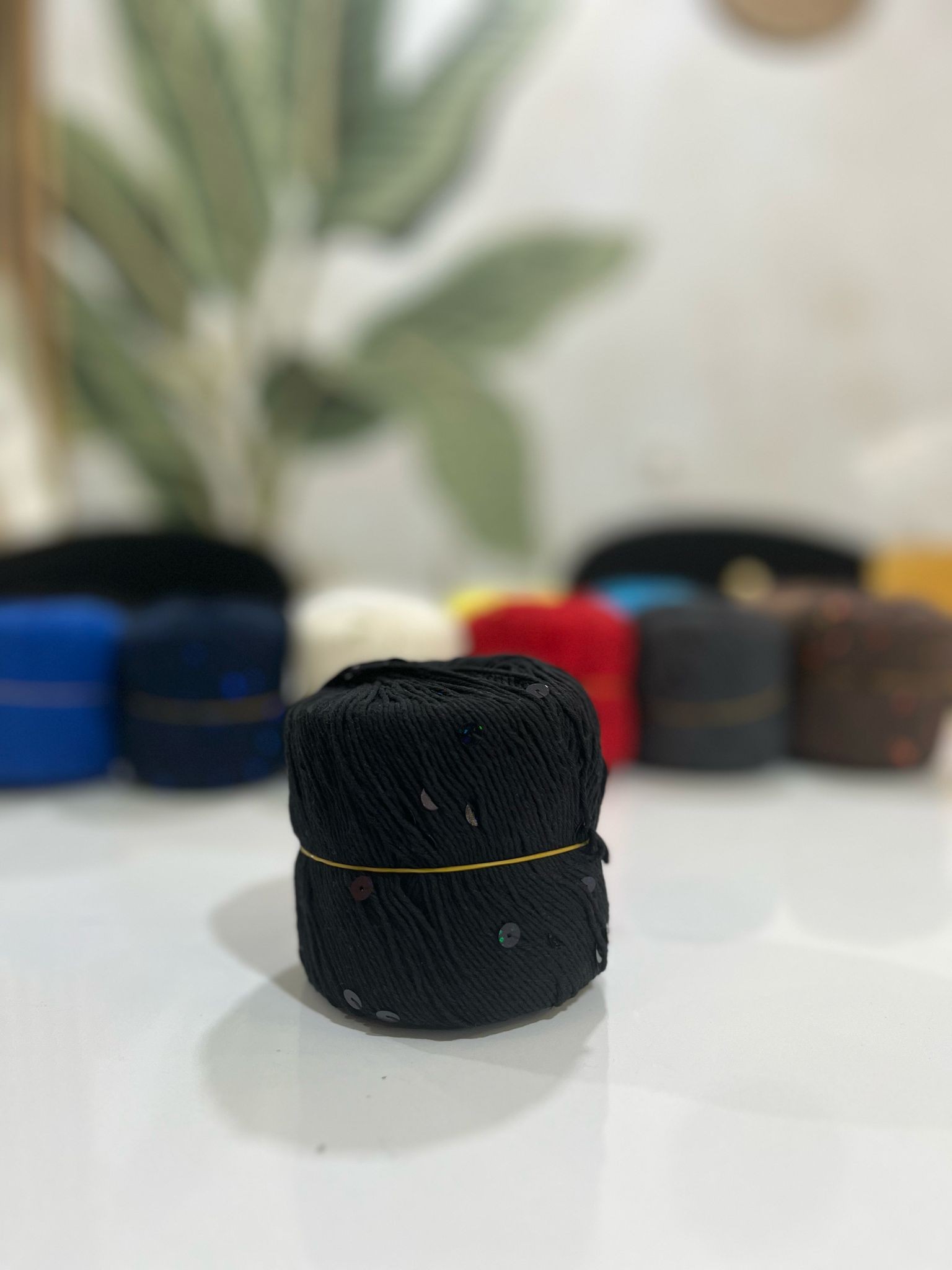 Pullu ip 50 gr - siyah-siyah pullu