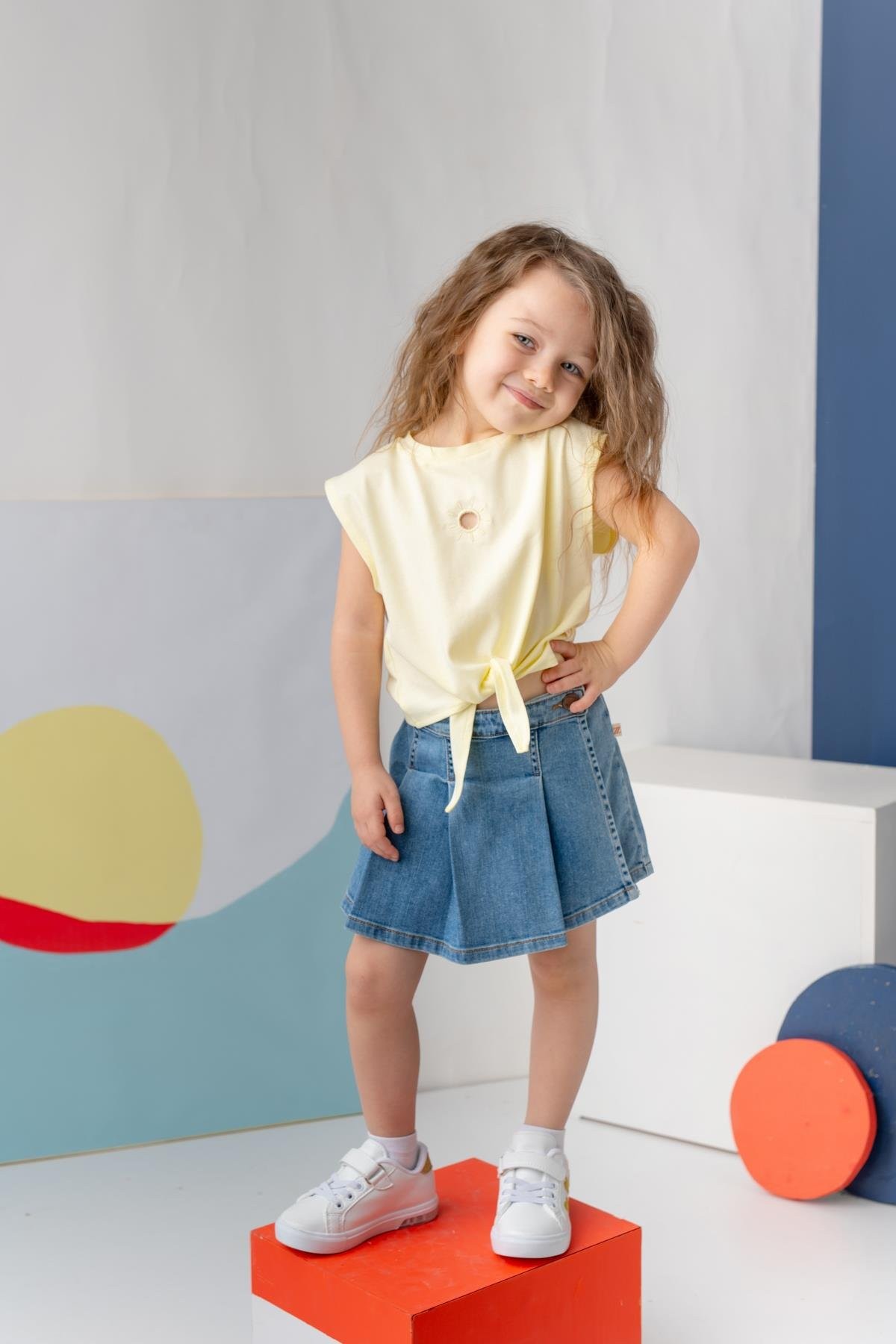Kız Çocuk Nakış Detaylı Crop T-Shirt