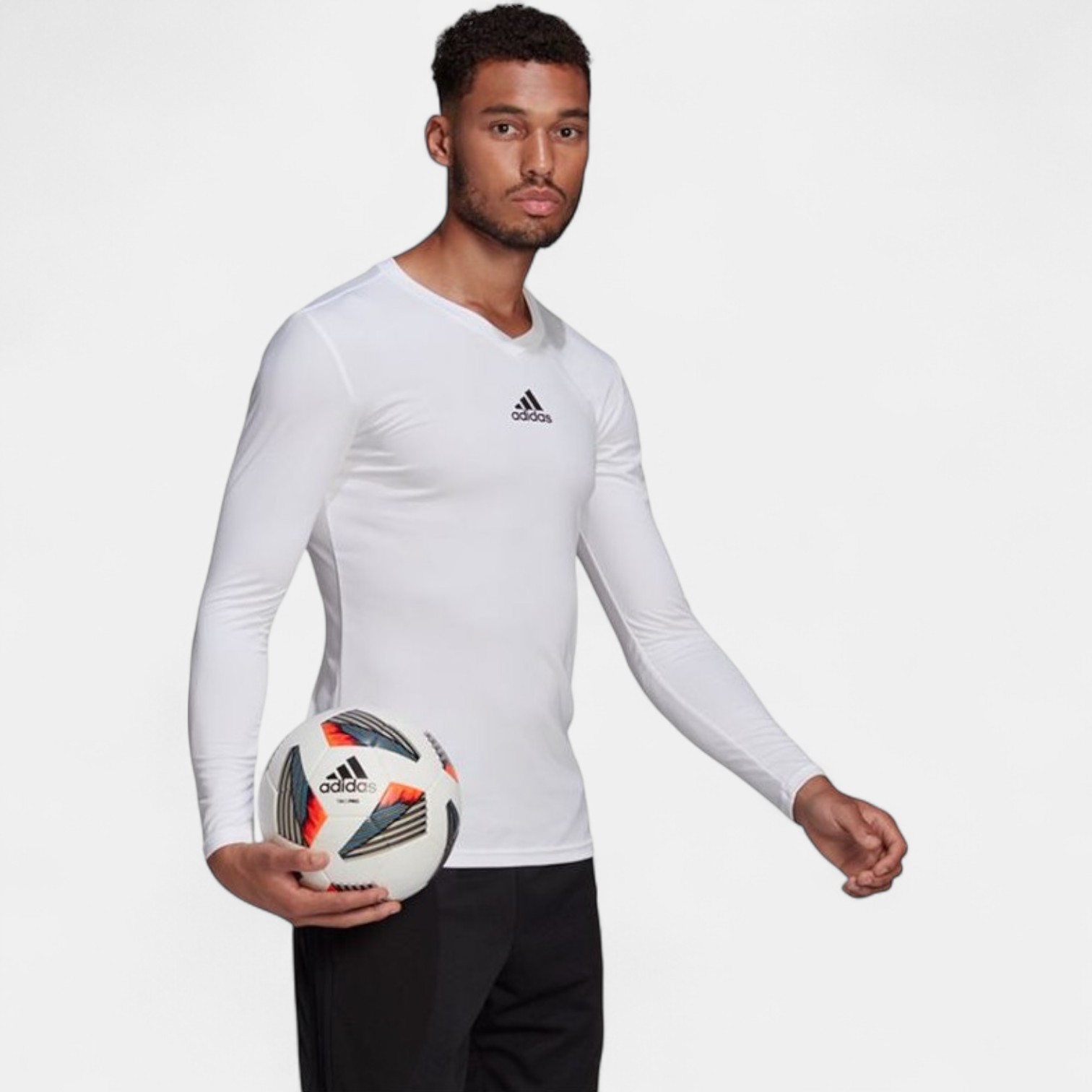 Adidas TEAM BASE TEE V Yaka Beyaz Tişört
